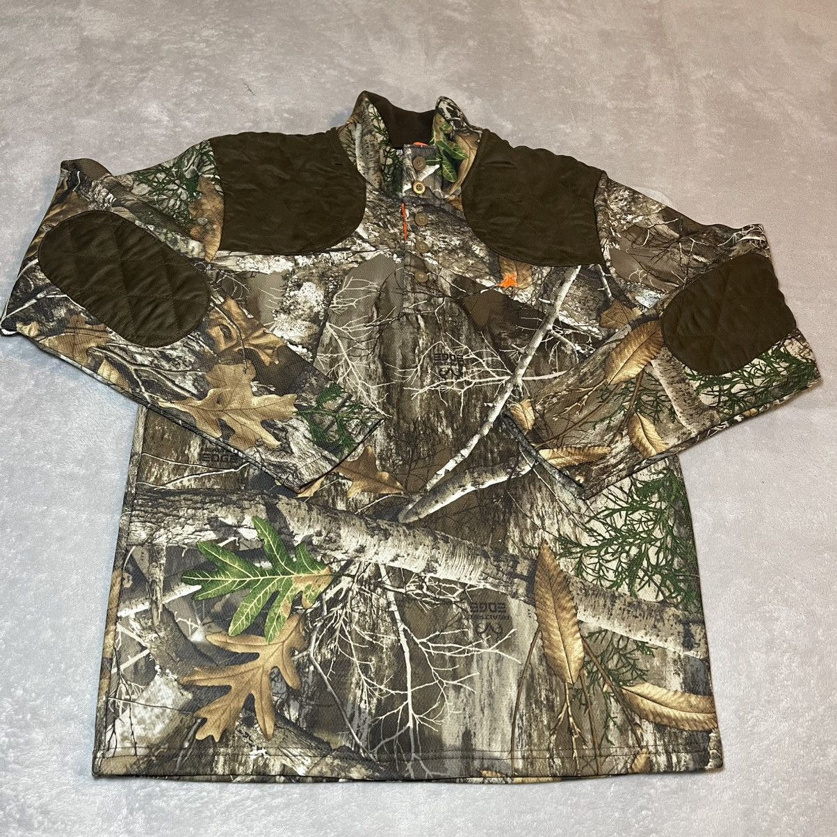 Other Catchin Deers Mens Realtree Camo Pullover Shooting Shirt M Size US M / EU 48-50 / 2 - 1 Thumbnail
