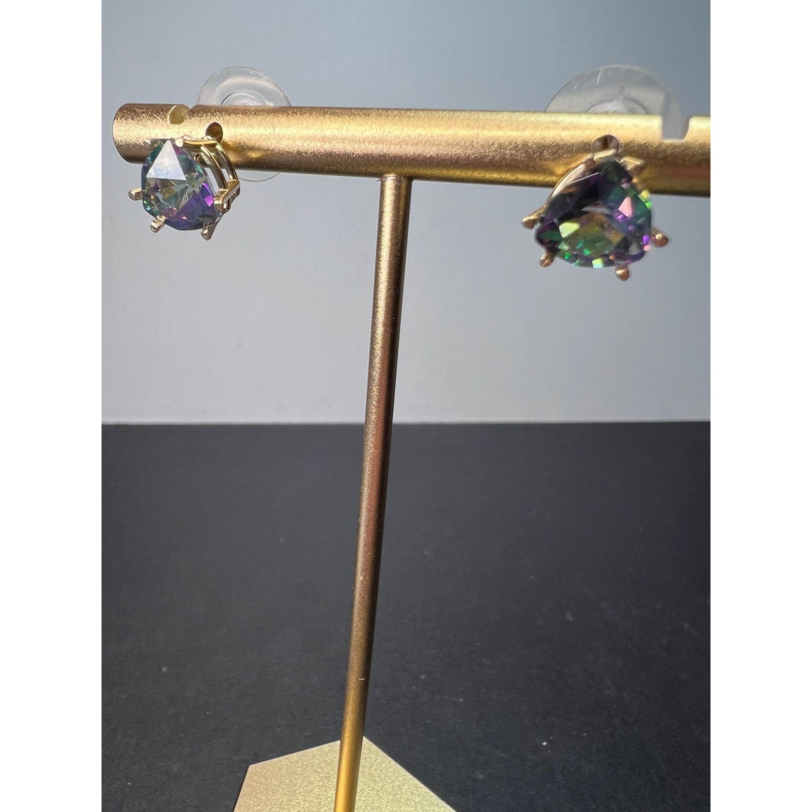 Other 14k gold trilliant mystic fire topaz stud earrings Size ONE SIZE - 9 Thumbnail