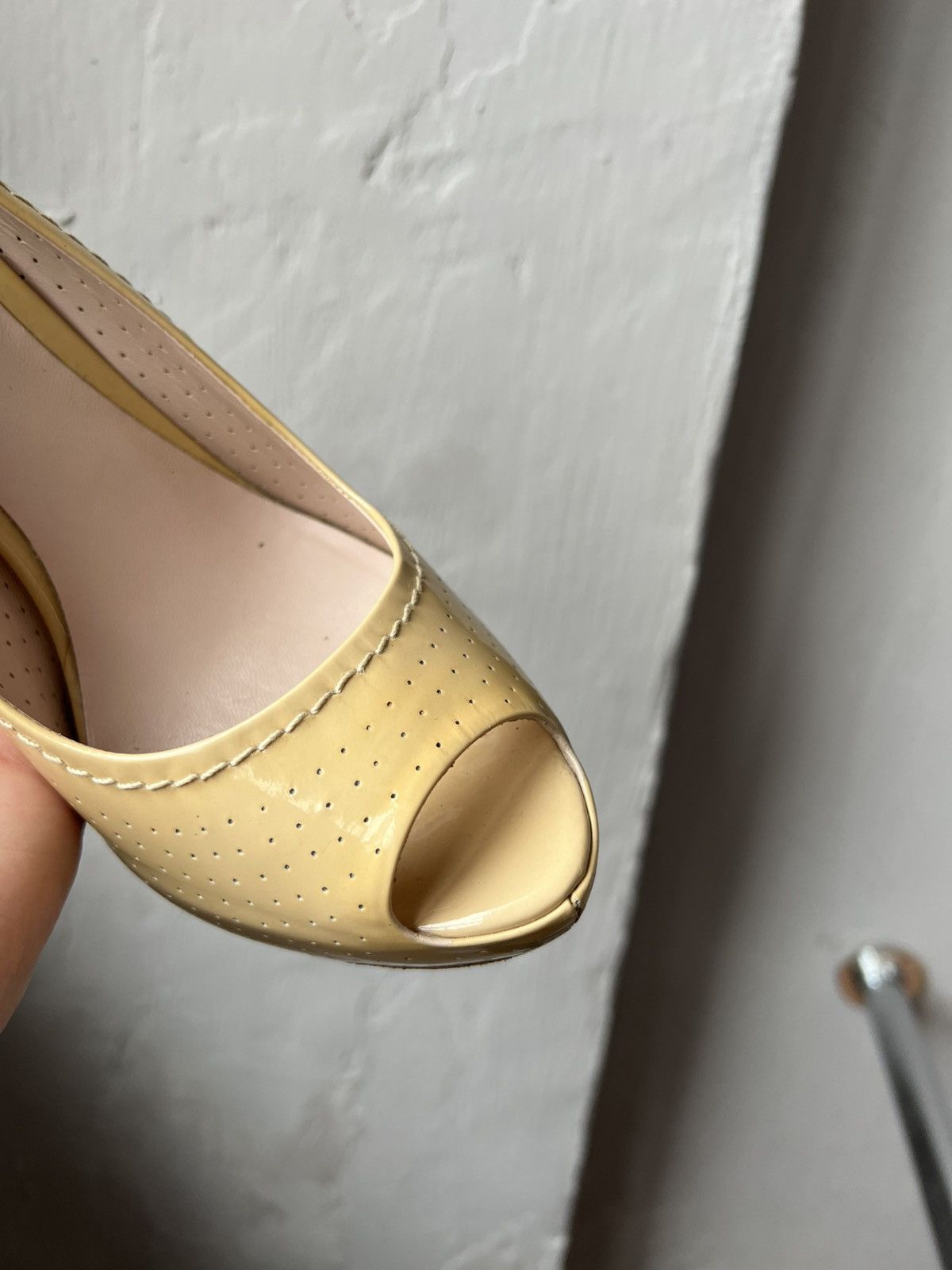 Miu Miu MIU MIU MADE IN ITALY PATENT LEATHER PEEP PUMPS HEELS SZ 39 Size US 9 / IT 39 - 12 Thumbnail
