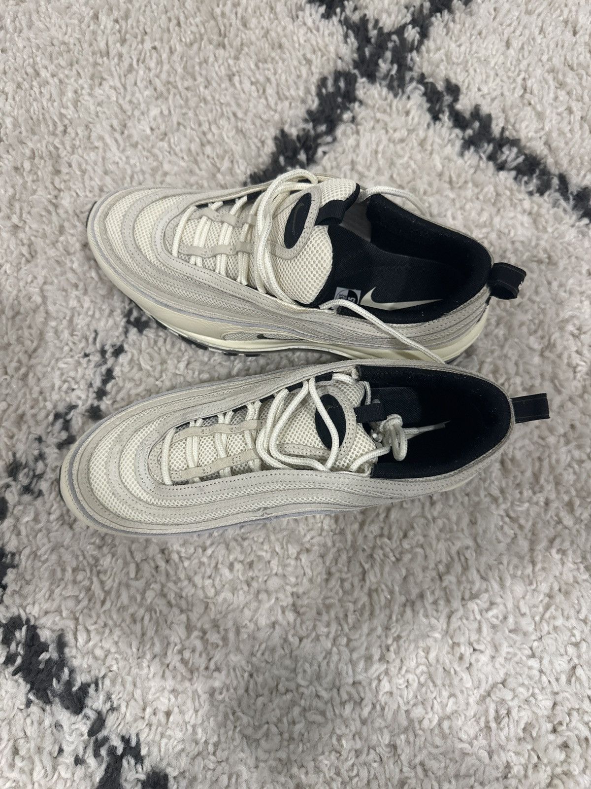 Nike Airmax Size US 9.5 / EU 42-43 - 7 Thumbnail