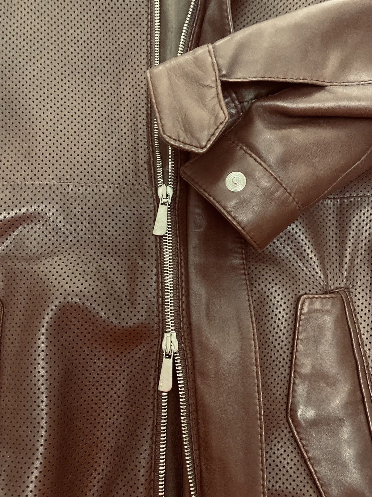 Malo Malo 🇮🇹 Mocha French Calfskin Pinhole Front Bomber 48 NWT Size US M / EU 48-50 / 2 - 7 Thumbnail