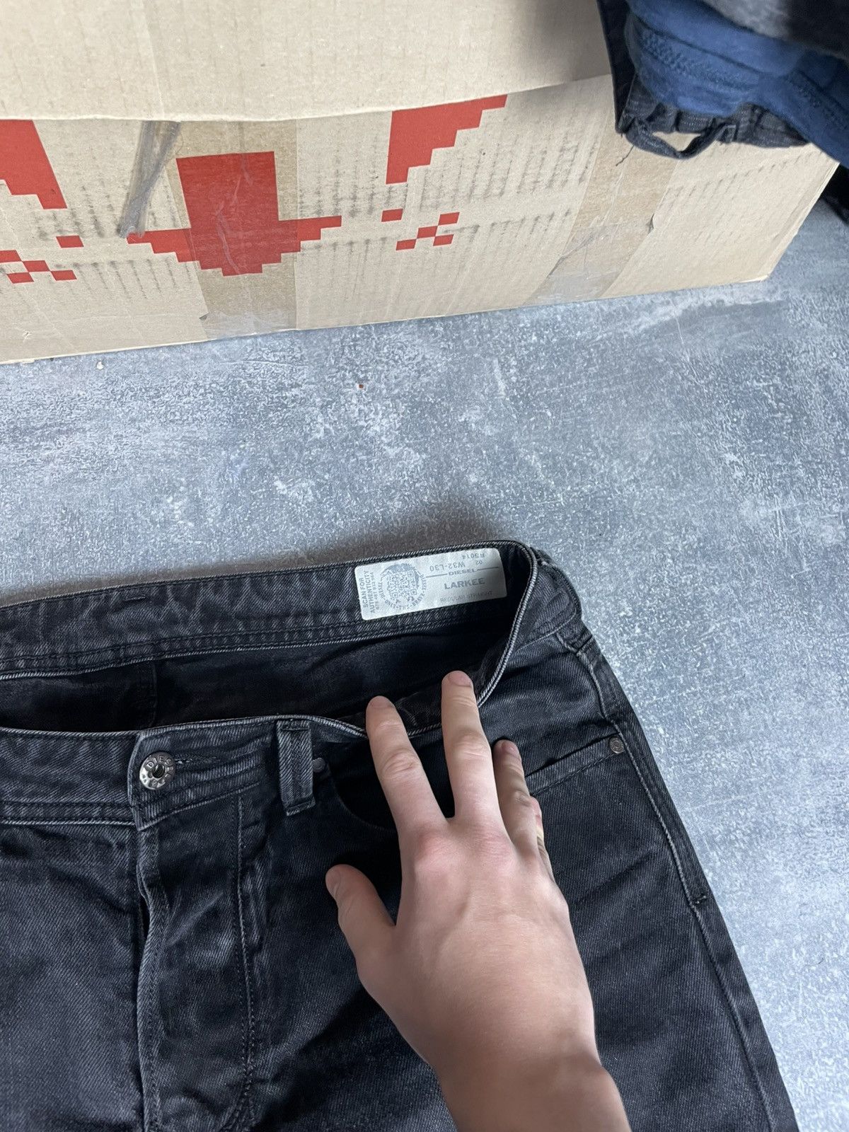 Diesel Crazy baggy Diesel Larkee graphite wash demim jeans Size US 31 - 6 Thumbnail
