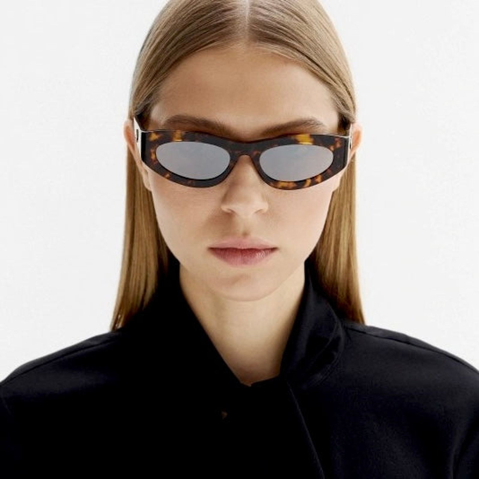 Fendi New!!! FENDI Sunglasses FE40177U 56G Authentic Size ONE SIZE - 2 Thumbnail