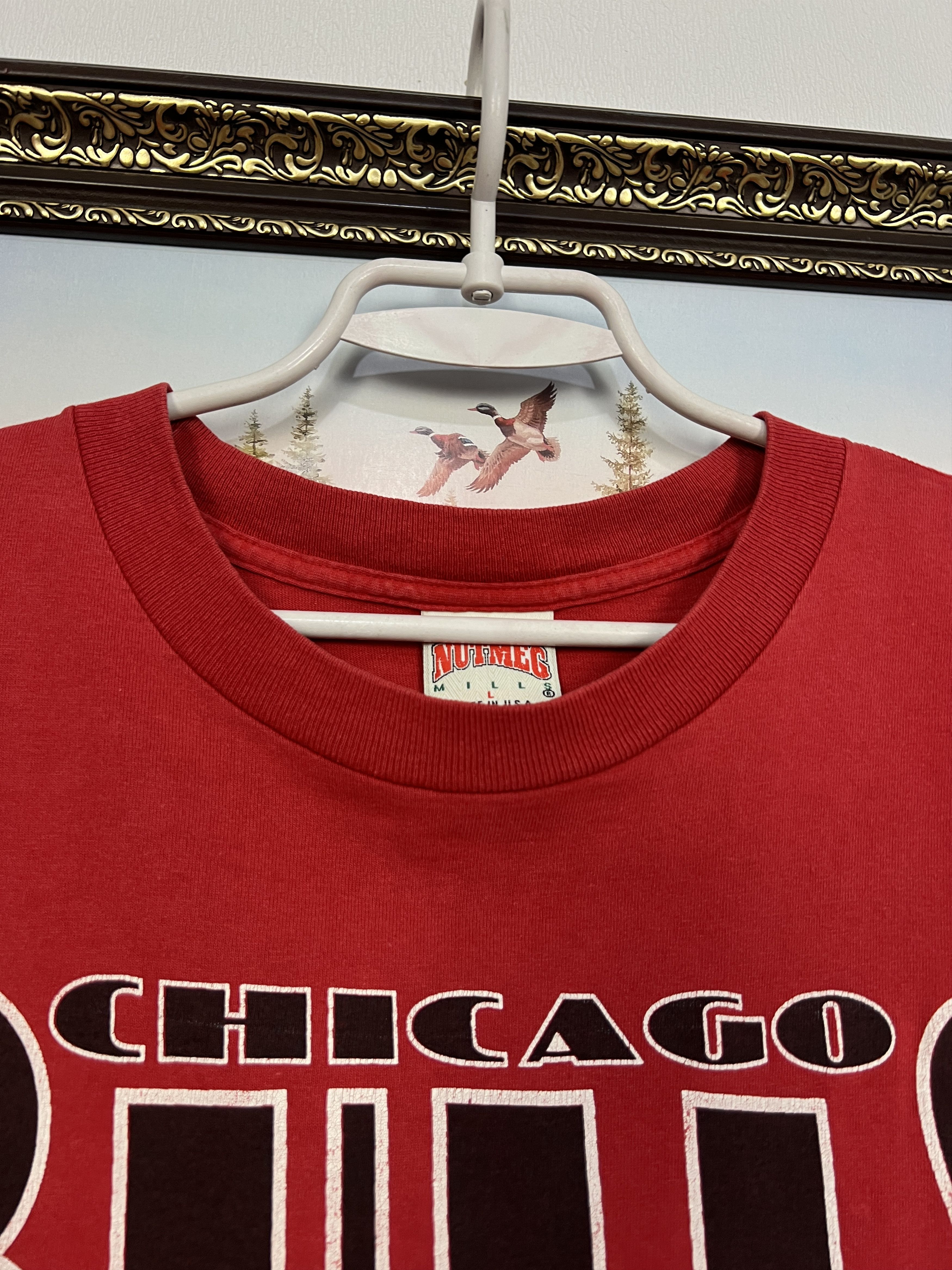 Nutmeg Vintage Chicago Bulls NBA Big Bull Over Print Shirt Jersey Size US M / EU 48-50 / 2 - 5 Thumbnail