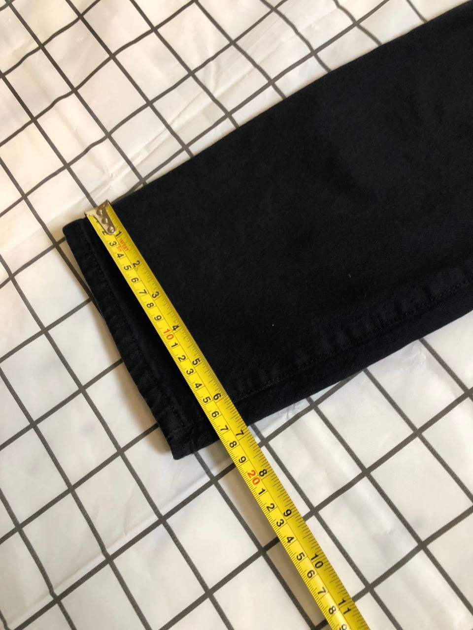 Levi's Levi Straus 501 Jeans Men Black Original Fit Pockets Size US 26 / EU 42 - 2 Thumbnail
