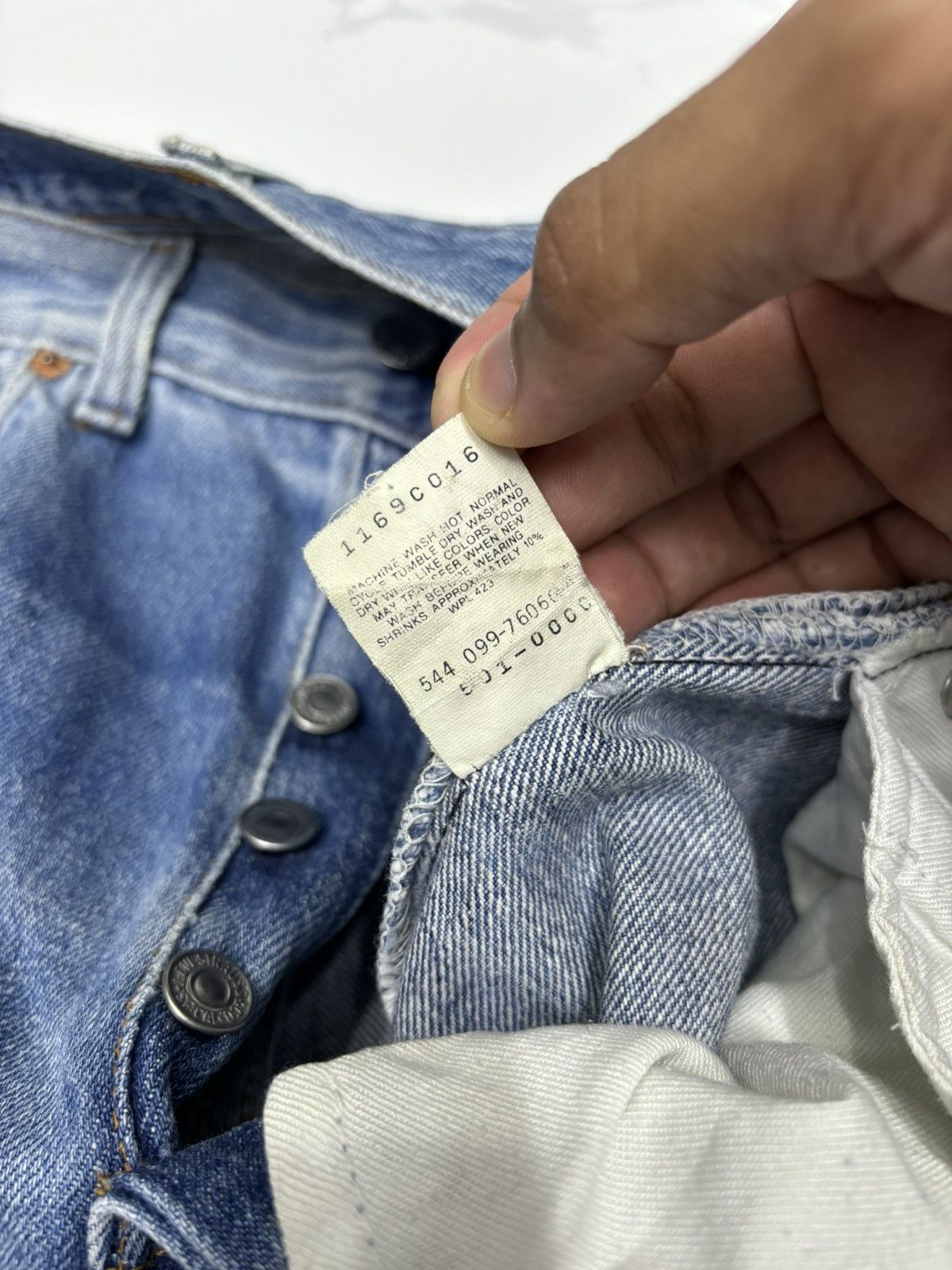 Levi's Vintage Levis 501 Distressed Denim Nice Faded 524 Size US 29 - 14 Thumbnail