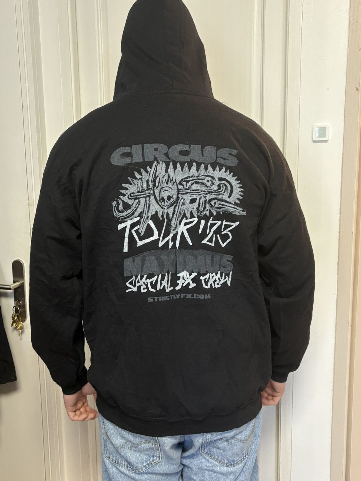 Gildan Utopia Circus Tour 2023 "Special FX Crew" Zip Hoodie - Black Size US XL / EU 56 / 4 - 3 Thumbnail