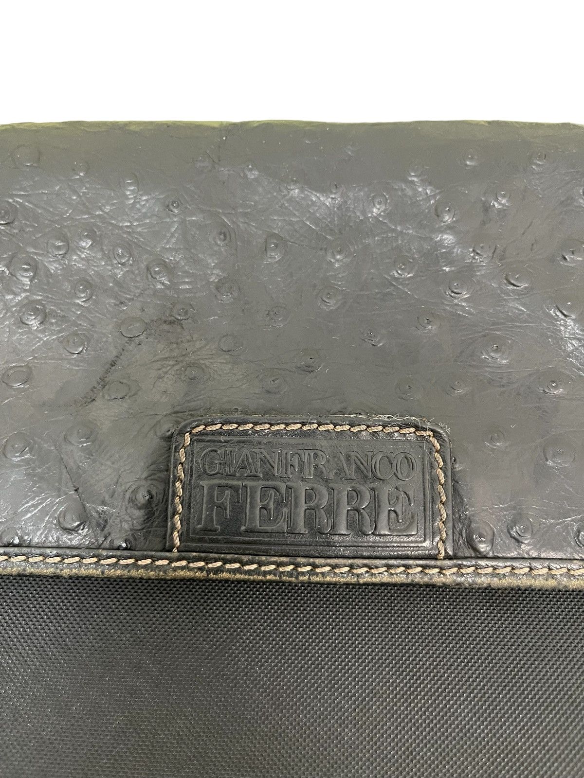 Gianfranco Ferre Cross Body Vtg Gianfranco Ferre Leather Sling Bag 2🟩 Size ONE SIZE - 8 Thumbnail