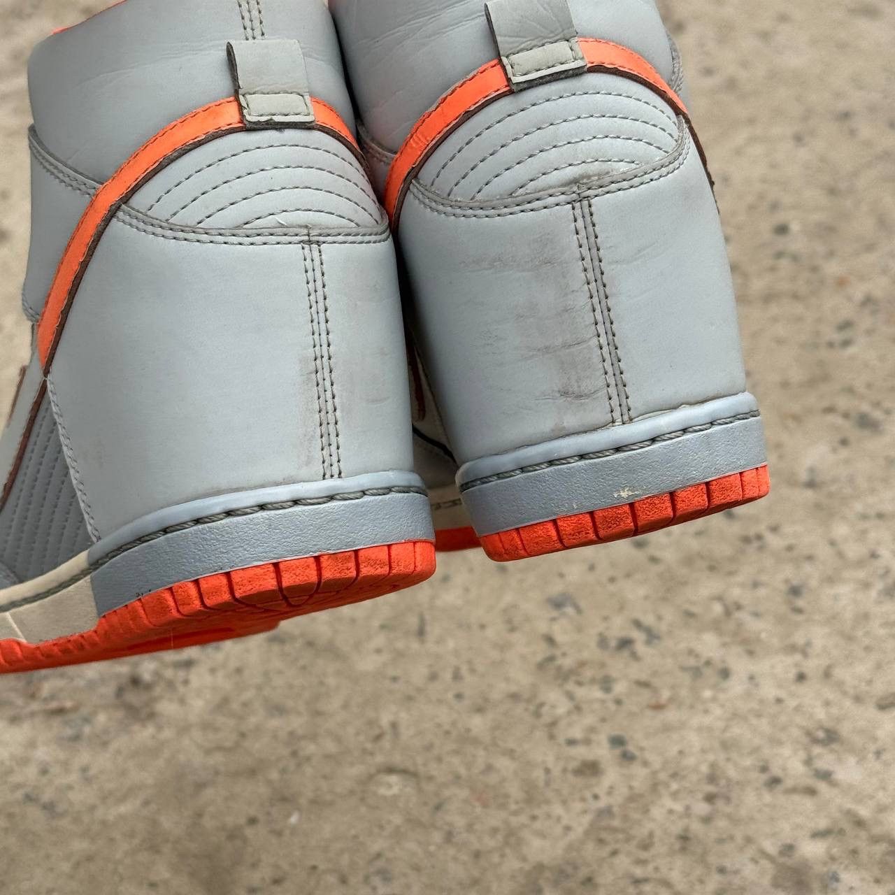 Nike VTG Women’s Nike WMNS Dunk Sky Hi Essential Ultra Rare 38 Size US 8 / IT 38 - 15 Thumbnail
