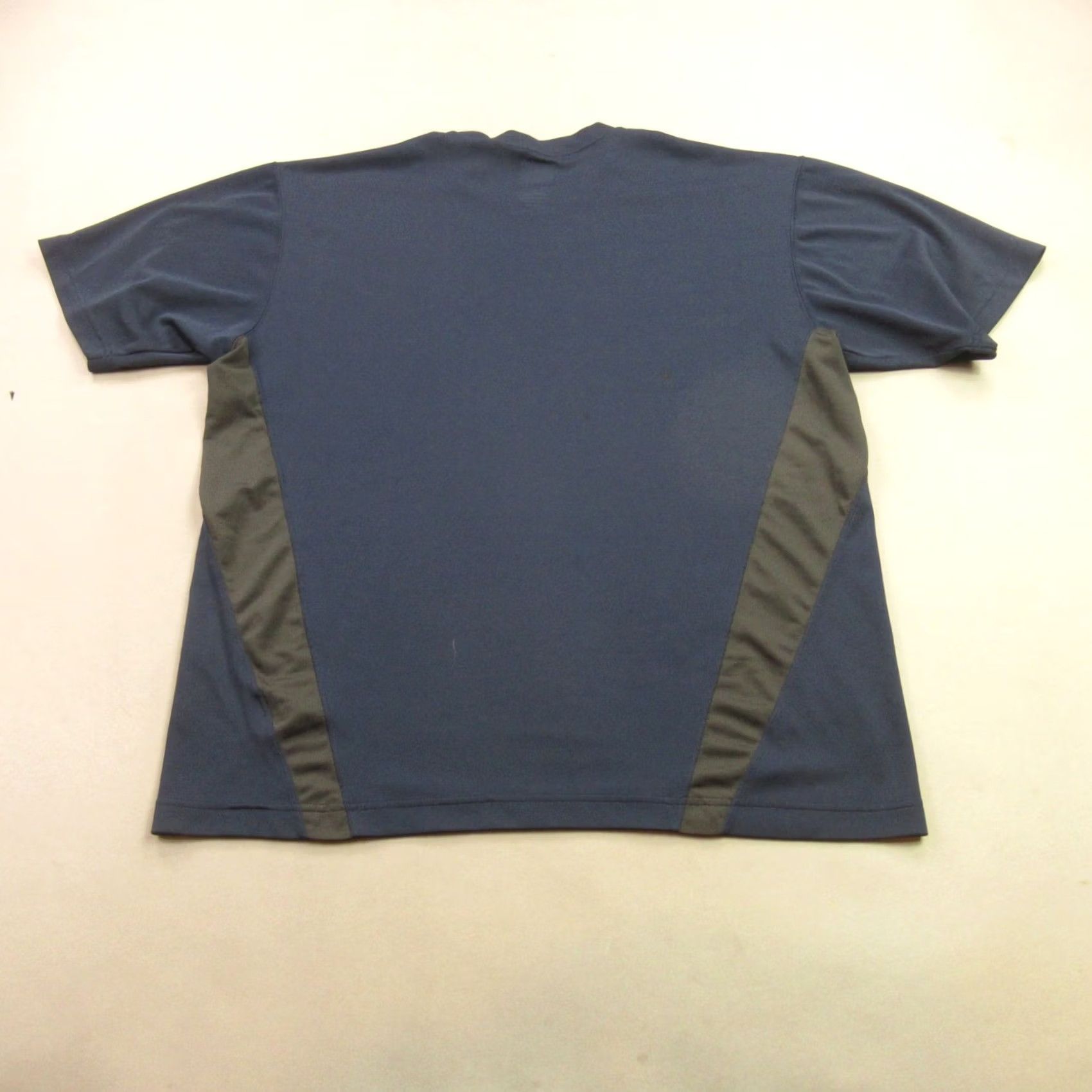 The North Face The North Face Shirt Mens Large Blue Short Sleeve Crew Neck Casual Lightweight Size US L / EU 52-54 / 3 - 5 Thumbnail
