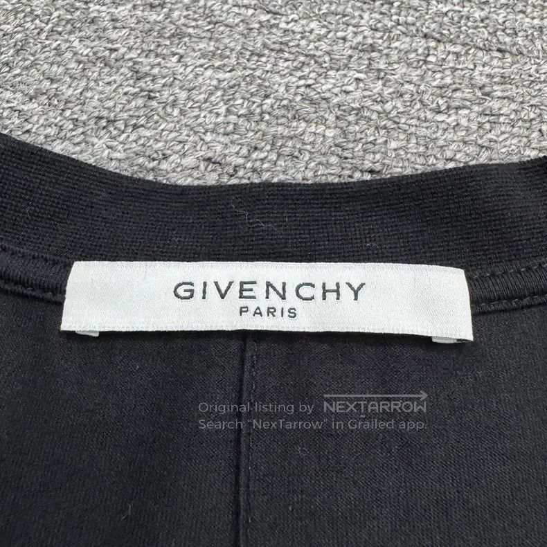 Givenchy Givenchy Floral Metal Letter Short-Sleeve Size US M / EU 48-50 / 2 - 2 Thumbnail