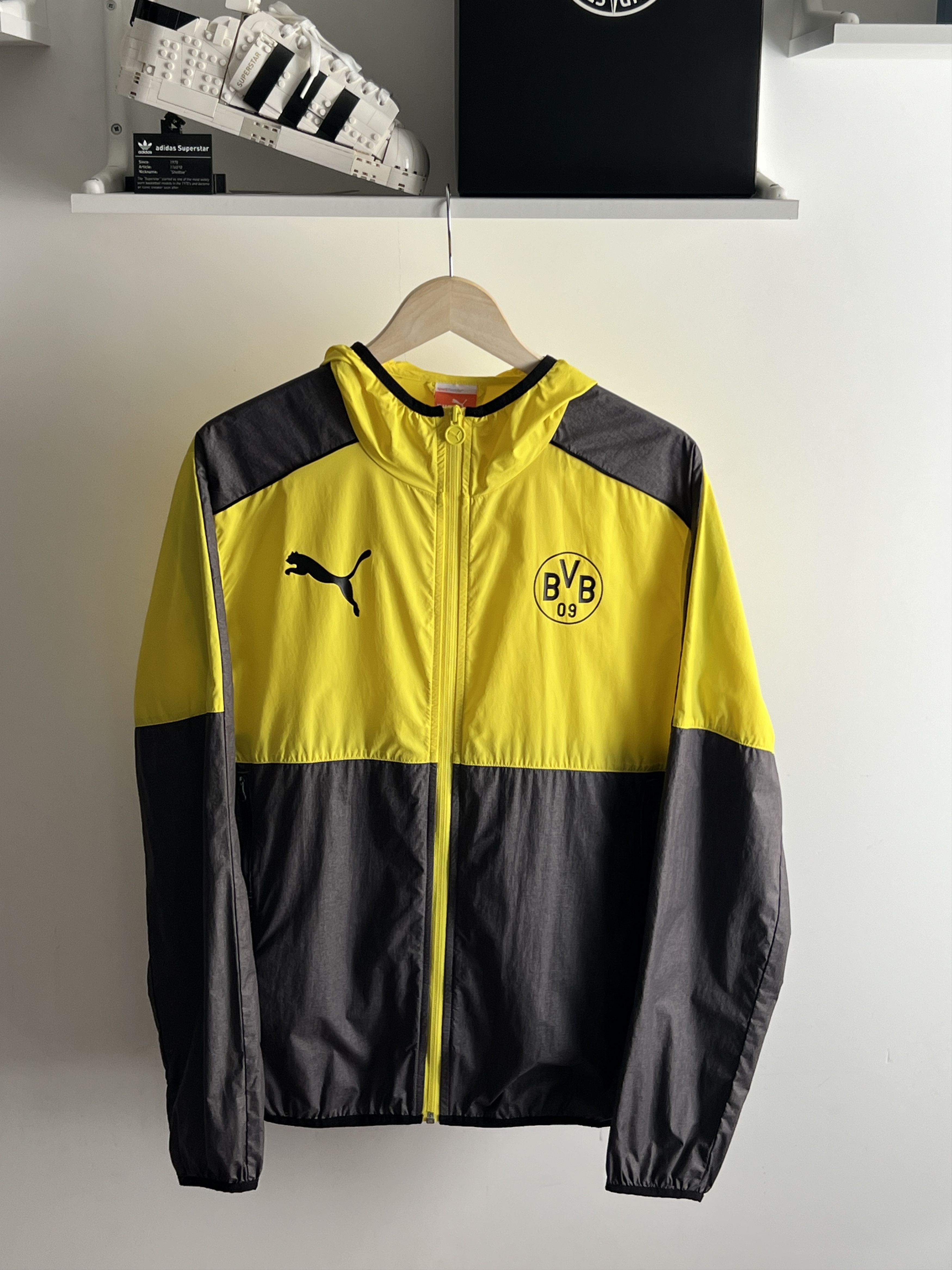 Puma × Vintage Windbreaker Jacket Puma Borussia Dortmund Vintage Soccer Size US M / EU 48-50 / 2 - 1 Thumbnail