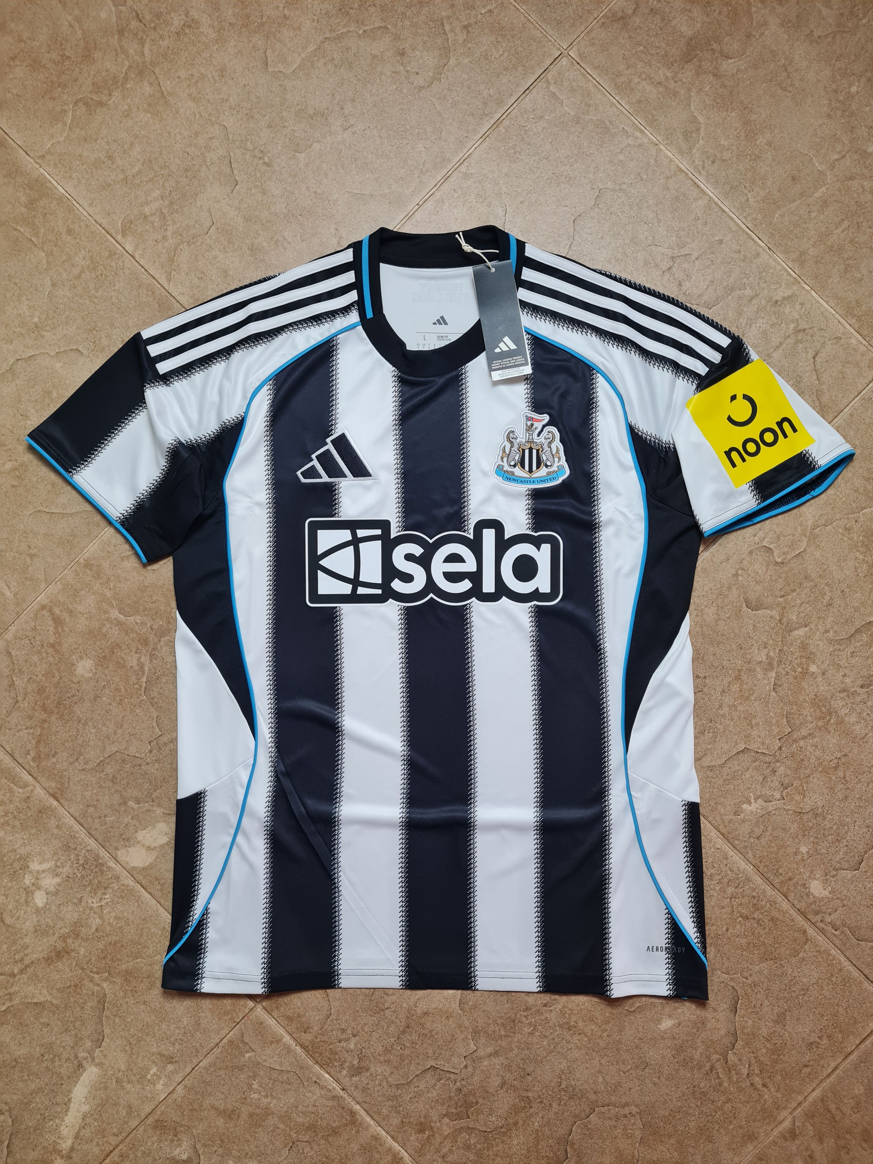 Adidas Adidas Newcastle United 24/25 Home Jersey Sela Noon JI 7382 Size US L / EU 52-54 / 3 - 1 Thumbnail