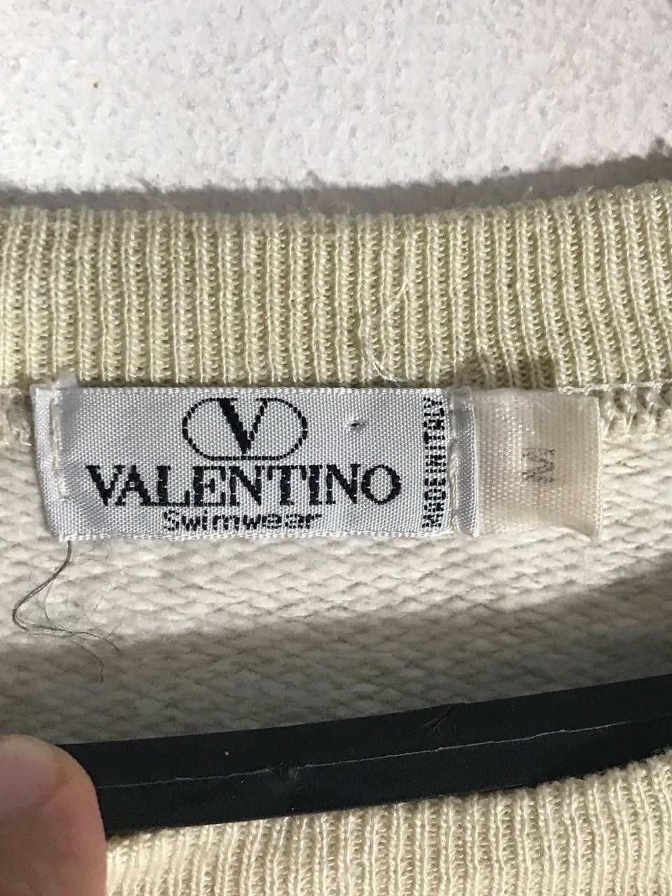 Valentino Vintage valentino embroidered logo Size US M / EU 48-50 / 2 - 5 Thumbnail