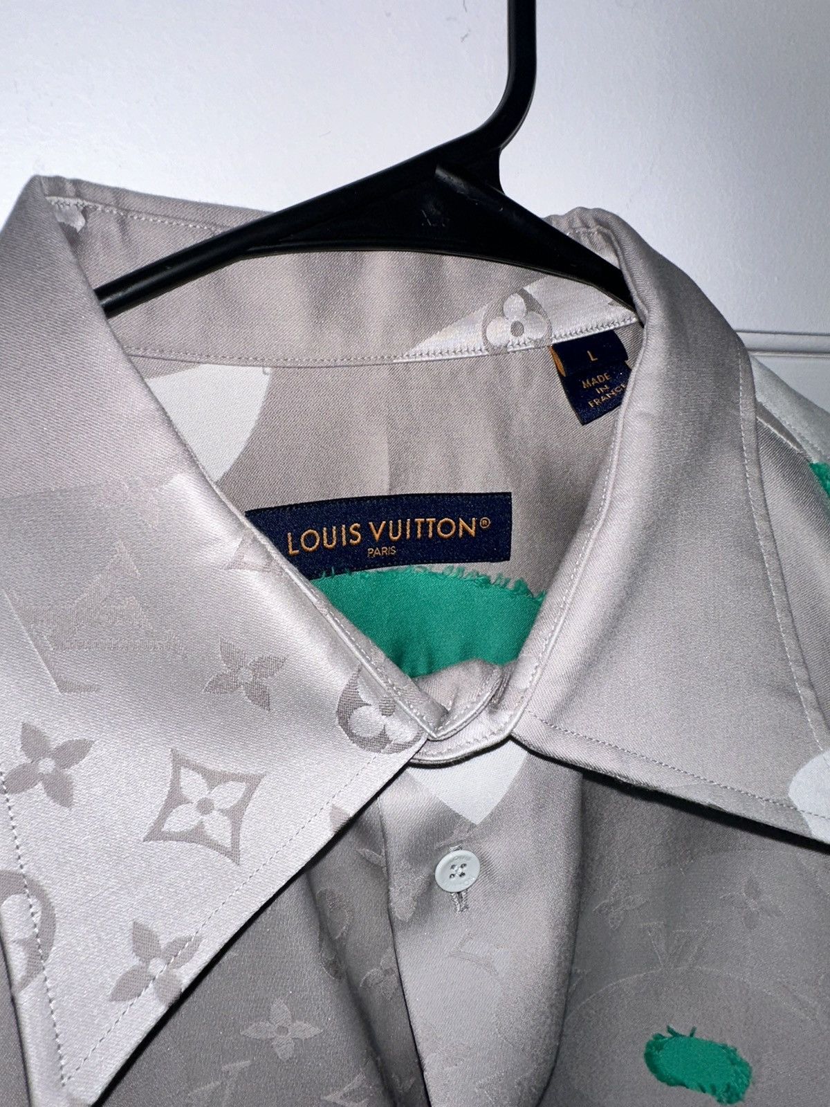 Louis Vuitton Louis Vuitton Long Sleeve Monogram Graphic Print Shirt Size US L / EU 52-54 / 3 - 3 Thumbnail