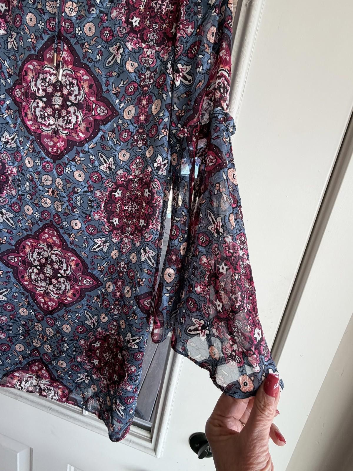 Other WHBM Boho Floral Bell Sleeve Dress Blue Rose M Size Size M / US 6-8 / IT 42-44 - 10 Thumbnail