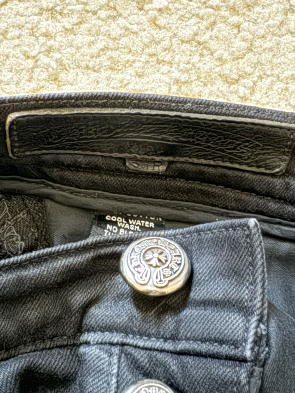 Chrome Hearts Chrome Hearts le fleur jeans sz 31R *altered* Size US 31 - 4 Thumbnail