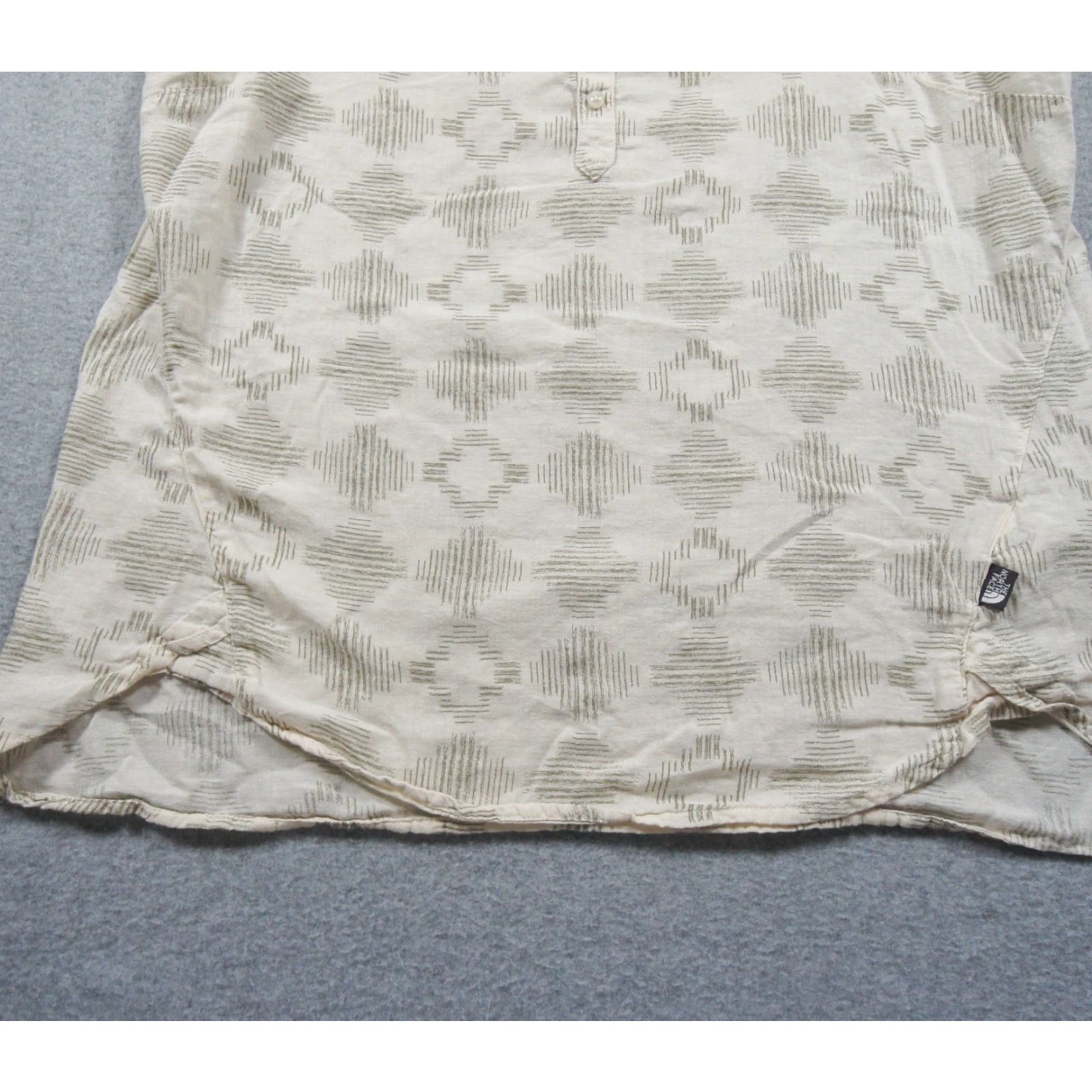 The North Face The North Face Shirt Womens Large Tank Top Sleeveless Lightweight Outdoors Size L / US 10 / IT 46 - 3 Thumbnail