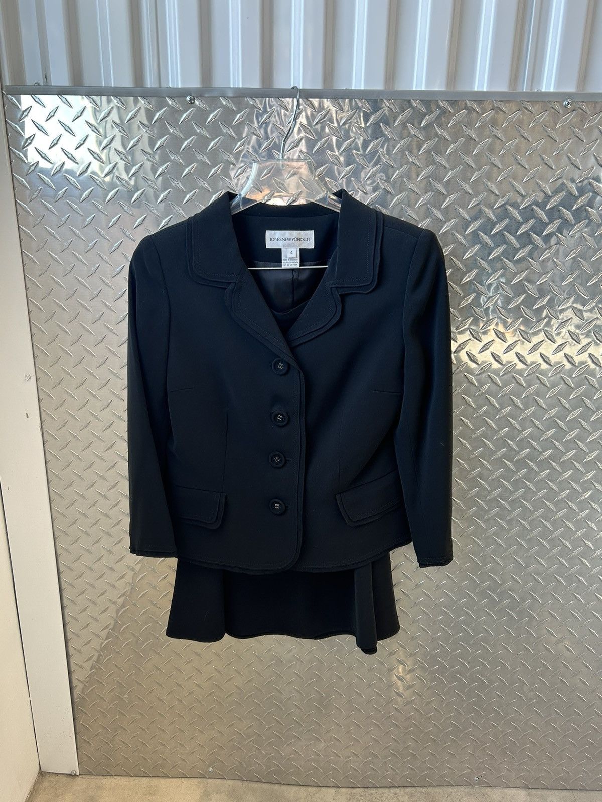 Jones New York × Vintage Black 90s Jones New York blazer with pleated skirt Size S / US 4 / IT 40 - 5 Thumbnail