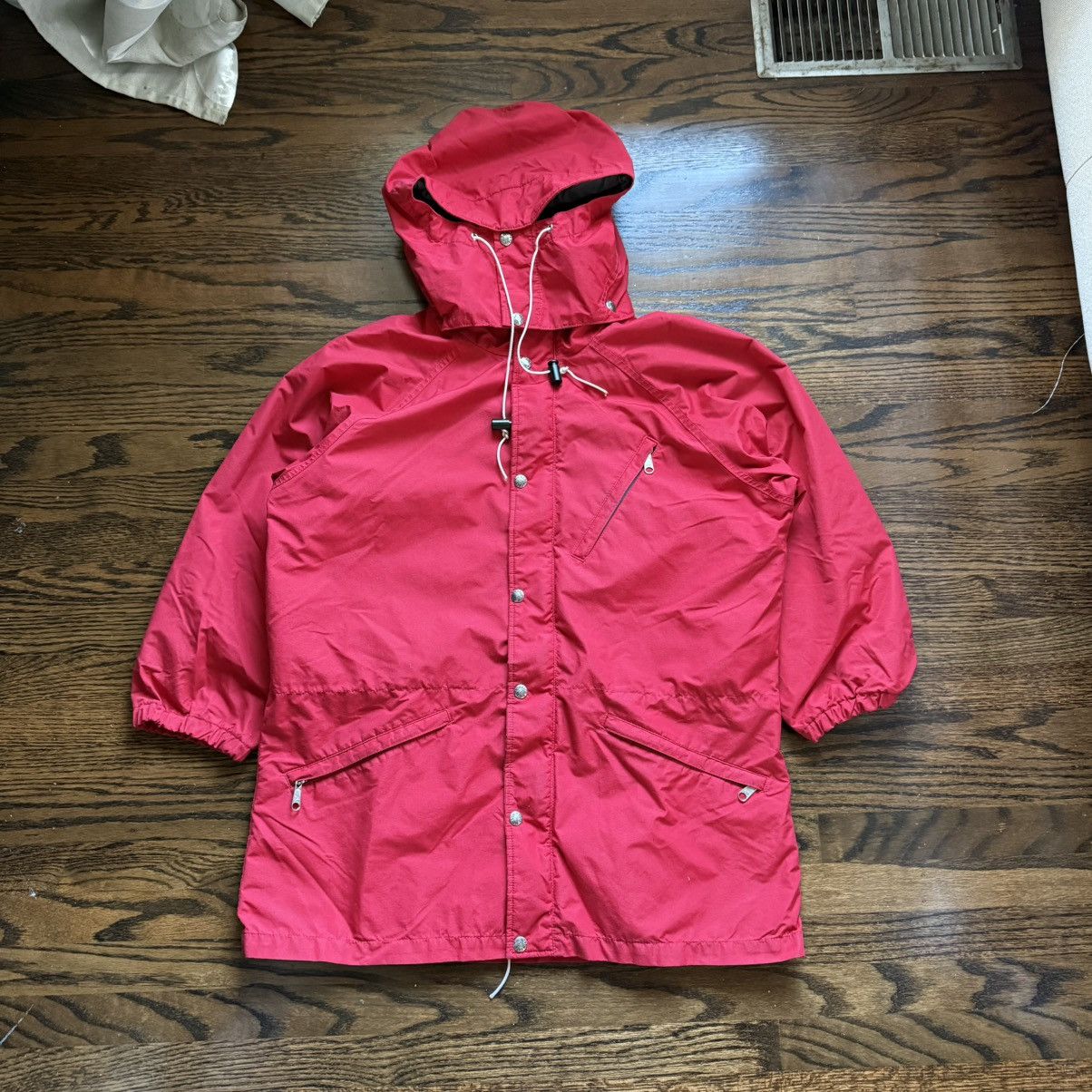The North Face Vintage The North Face Gore-Tex Shell Jacket - Red - USA Size US L / EU 52-54 / 3 - 1 Thumbnail