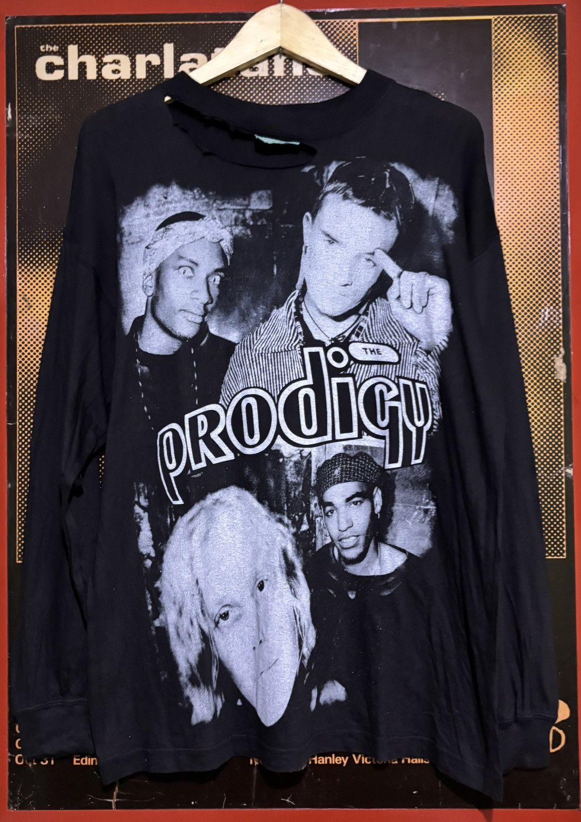 Band Tees Vitg 90s The Prodigy trashed ls Shirt massive attack moby Size US XL / EU 56 / 4 - 3 Thumbnail