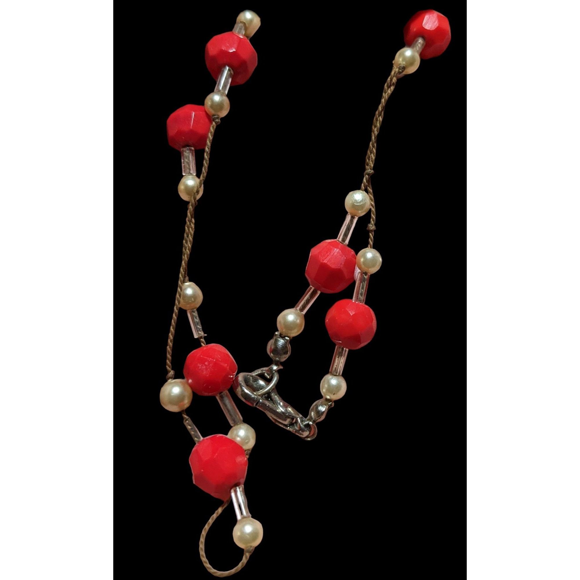 Other Minimalist Red And White Glass Pearl Beaded Necklace Size ONE SIZE - 3 Thumbnail