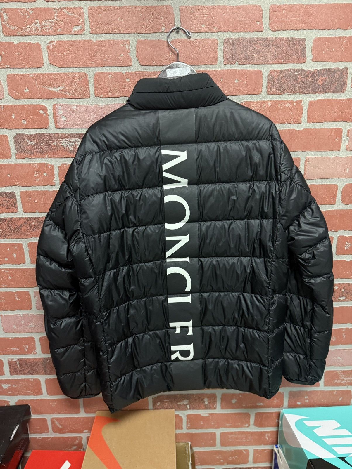 Moncler Moncler Down Jacket Size 5 Pre Owned Clean Size US L / EU 52-54 / 3 - 4 Thumbnail