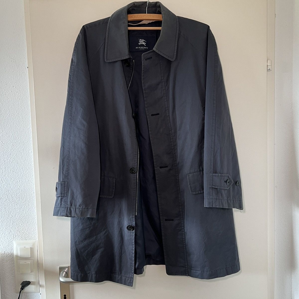 Burberry Burberry London Mac Coat Size US L / EU 52-54 / 3 - 1 Thumbnail