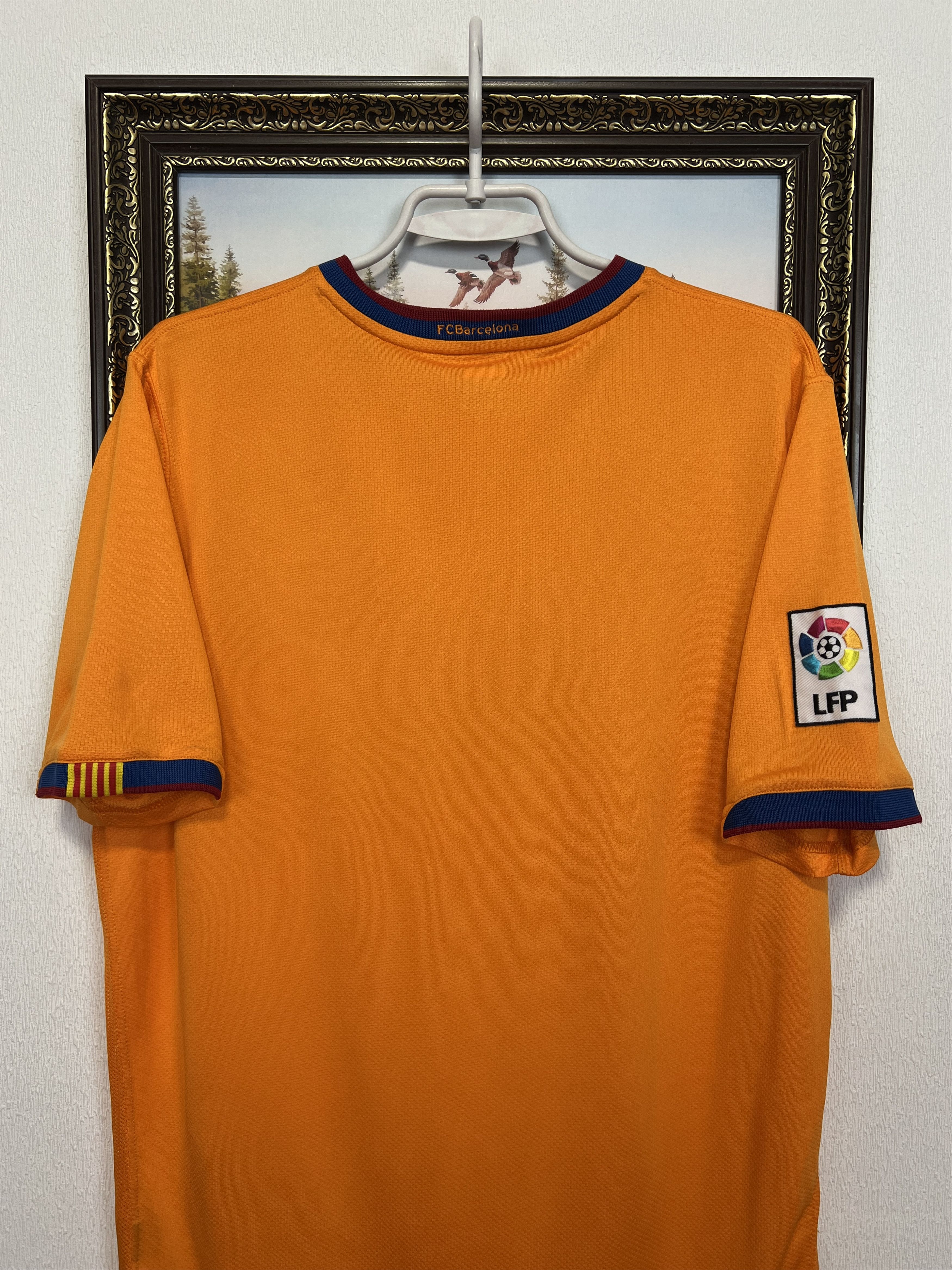 Nike Vintage Nike Barcelona Away Shirt Football Soccer Jersey Size US M / EU 48-50 / 2 - 10 Thumbnail