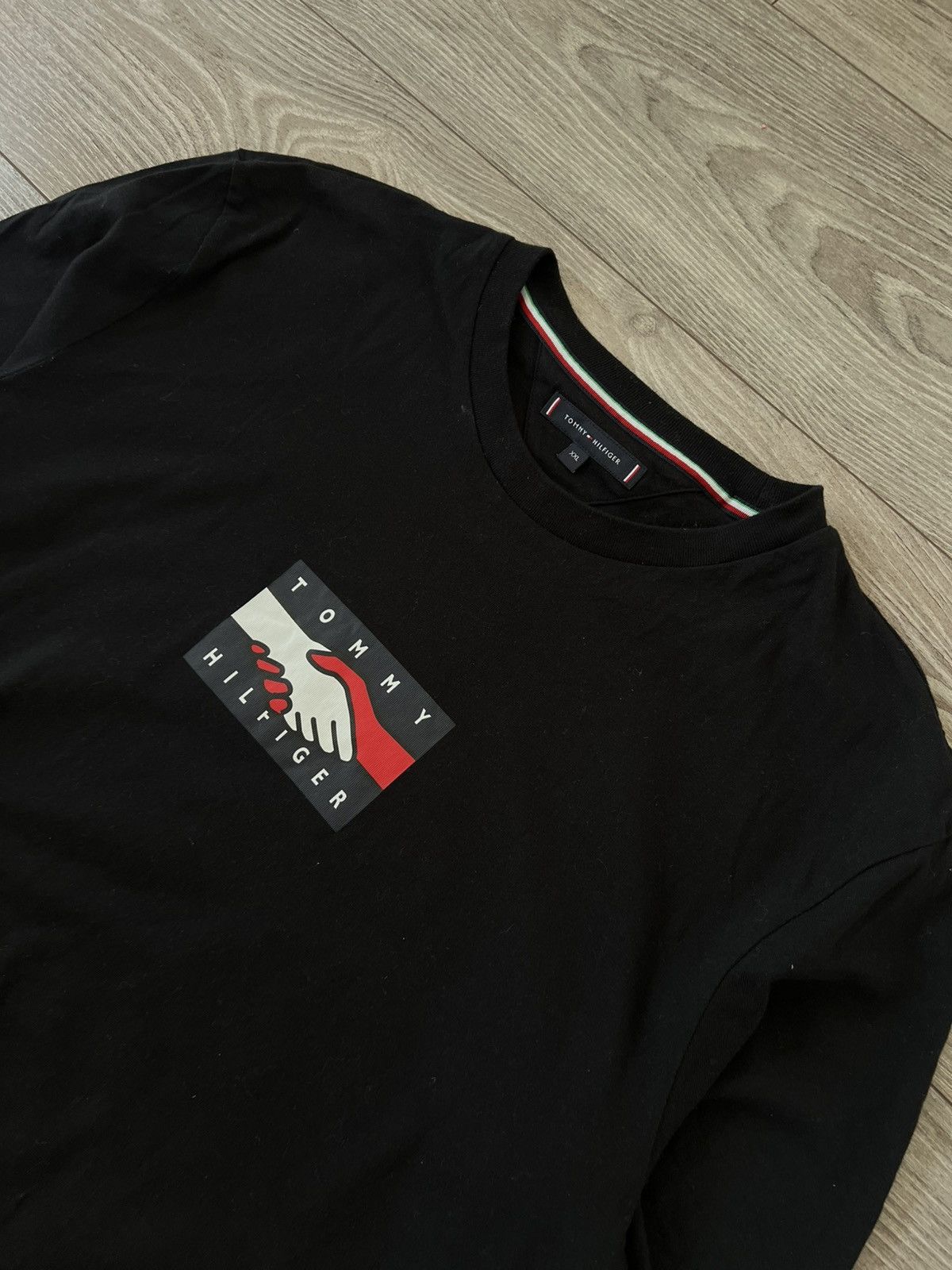 Tommy Hilfiger ‼️TOMMY HILFIGER CAPSULE COLLECTION “One Planet” Big Logo Tee Size US XXL / EU 58 / 5 - 11 Thumbnail