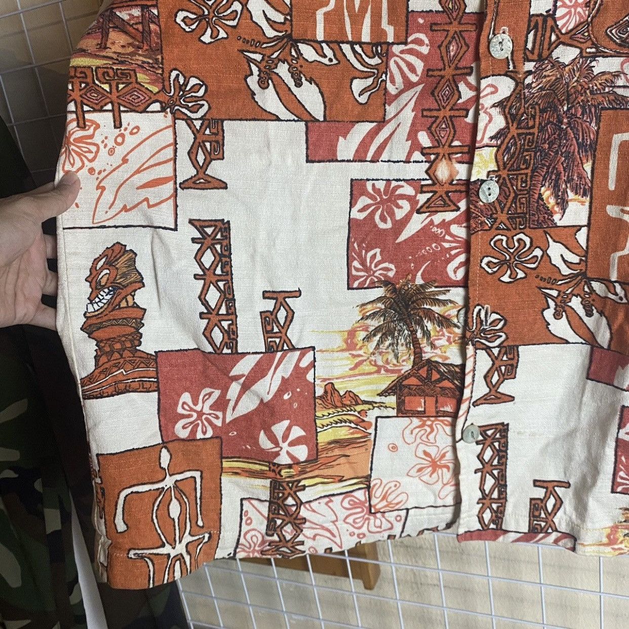 Quiksilver Vintage Quiksilver Tapa Print Hawaiian Shirt - [Size M] Size US M / EU 48-50 / 2 - 7 Thumbnail