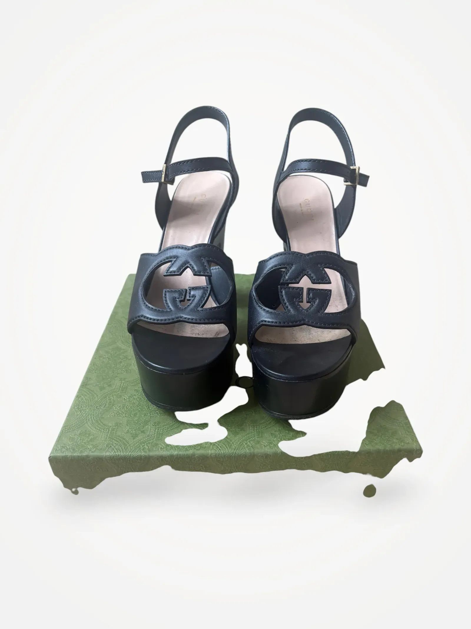 Gucci Gucci Sandals Size US 10 / IT 40 - 1 Thumbnail