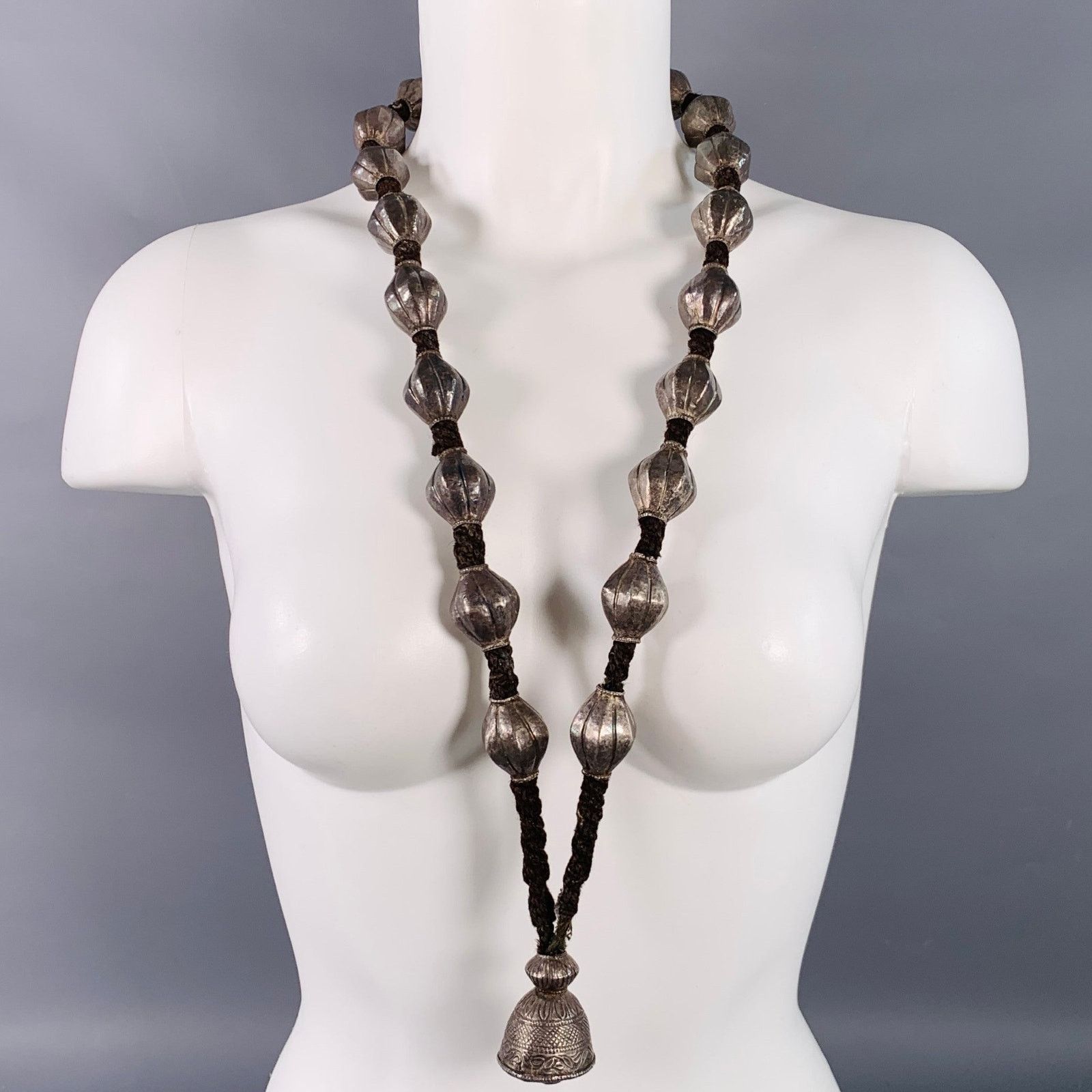 Vintage Brown Silver Cord Metal Chunky Beaded Pendant Necklace Size 36 - 2 Thumbnail