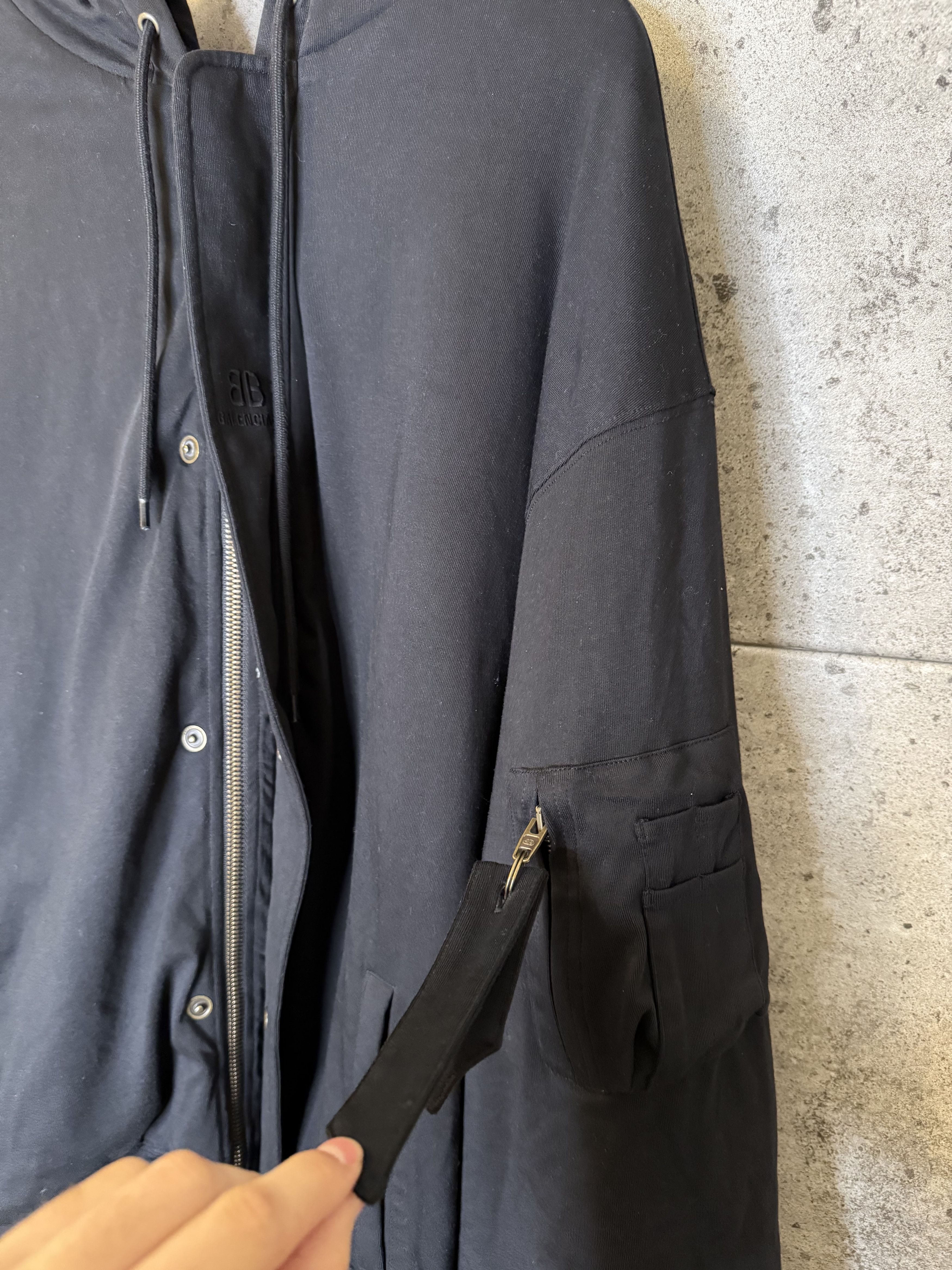 Balenciaga Balenciaga double b unifit padded cotton bomber jacket Size US XS / EU 42 / 0 - 5 Thumbnail