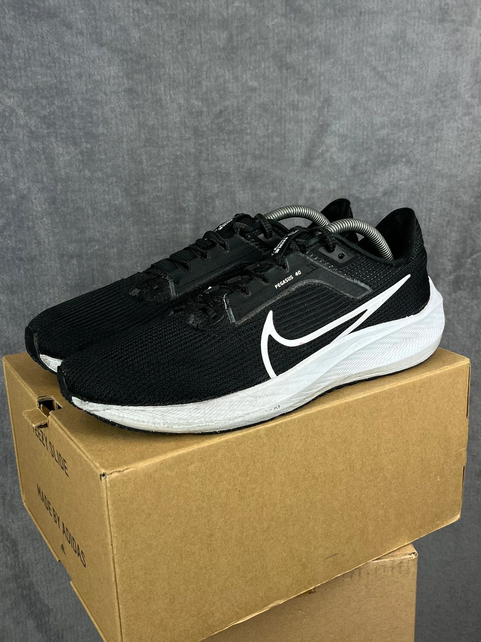 Nike Nike Pegasus 40 black running sneakers Size US 11 / EU 44 - 1 Thumbnail