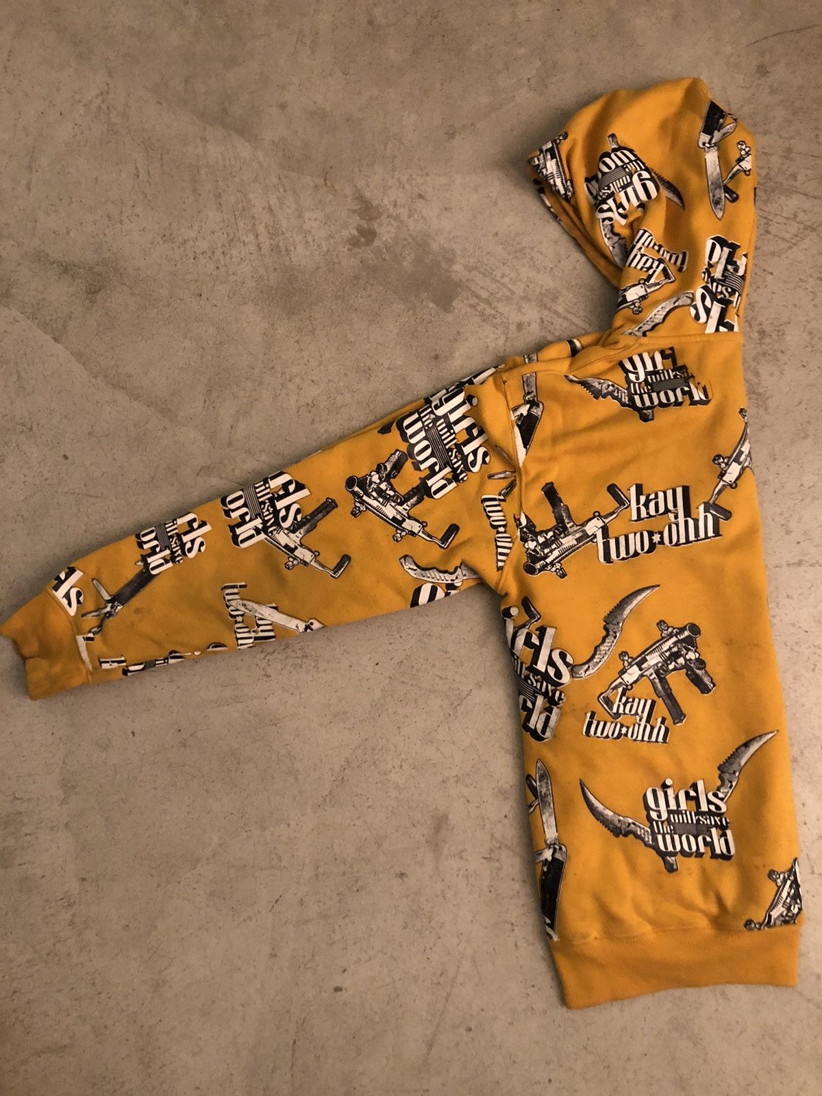 Other Vintage AOT Hoodie Size US S / EU 44-46 / 1 - 3 Thumbnail