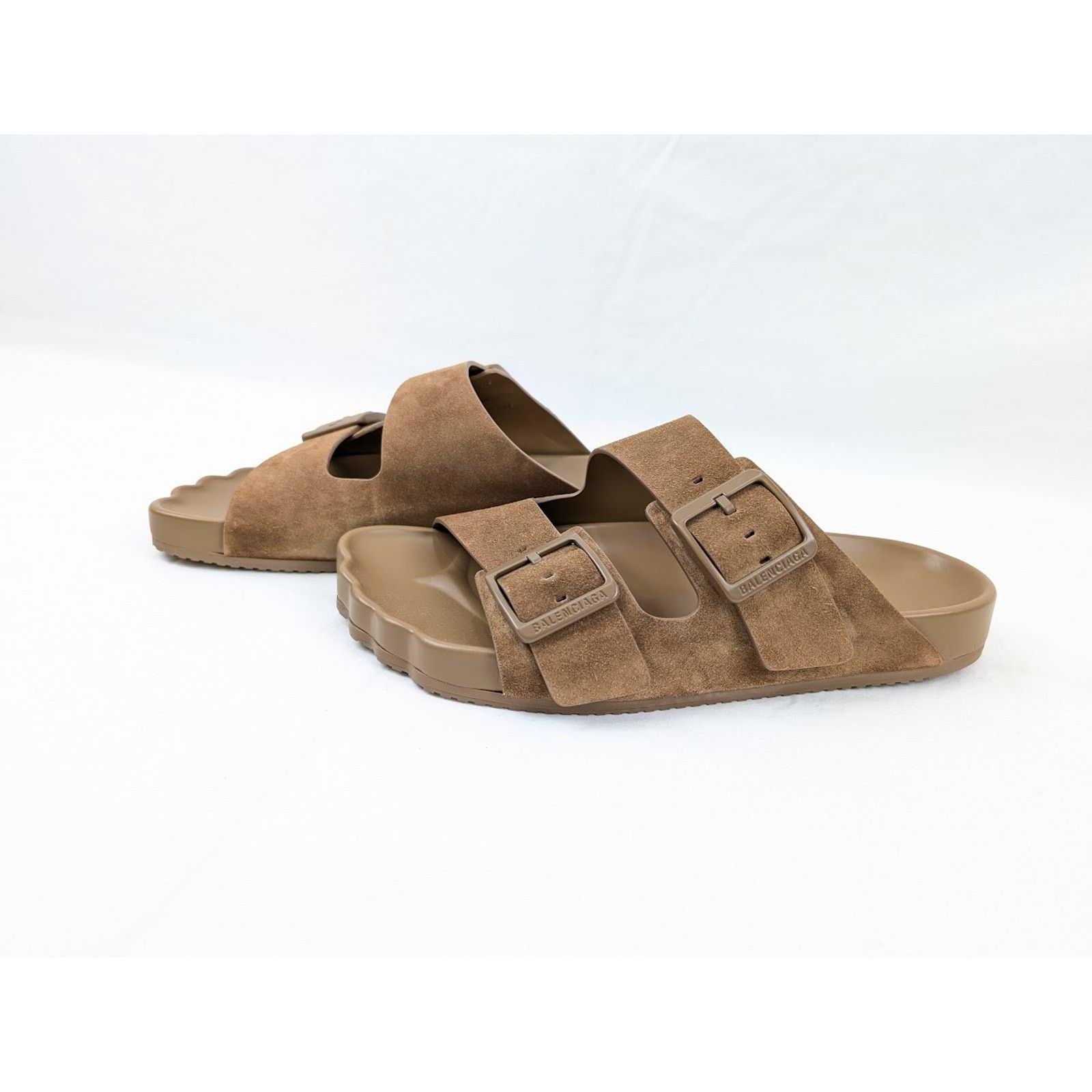Balenciaga o1rshd1 Suede Sunday Sandals in Brown Size US 10 / EU 43 - 15 Thumbnail