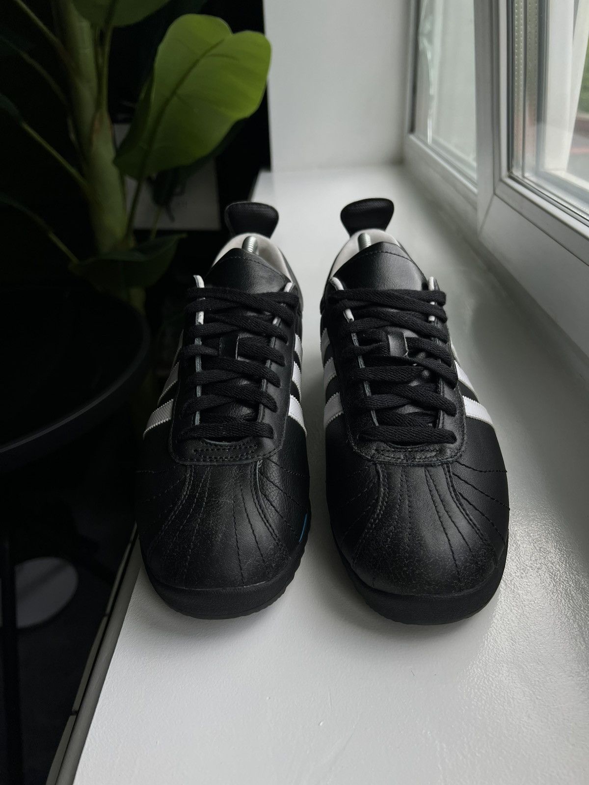 Vintage Adidas Cup 68 Indoor Trainers Black White Blue Y2K Size US 10.5 / EU 43-44 - 6 Thumbnail