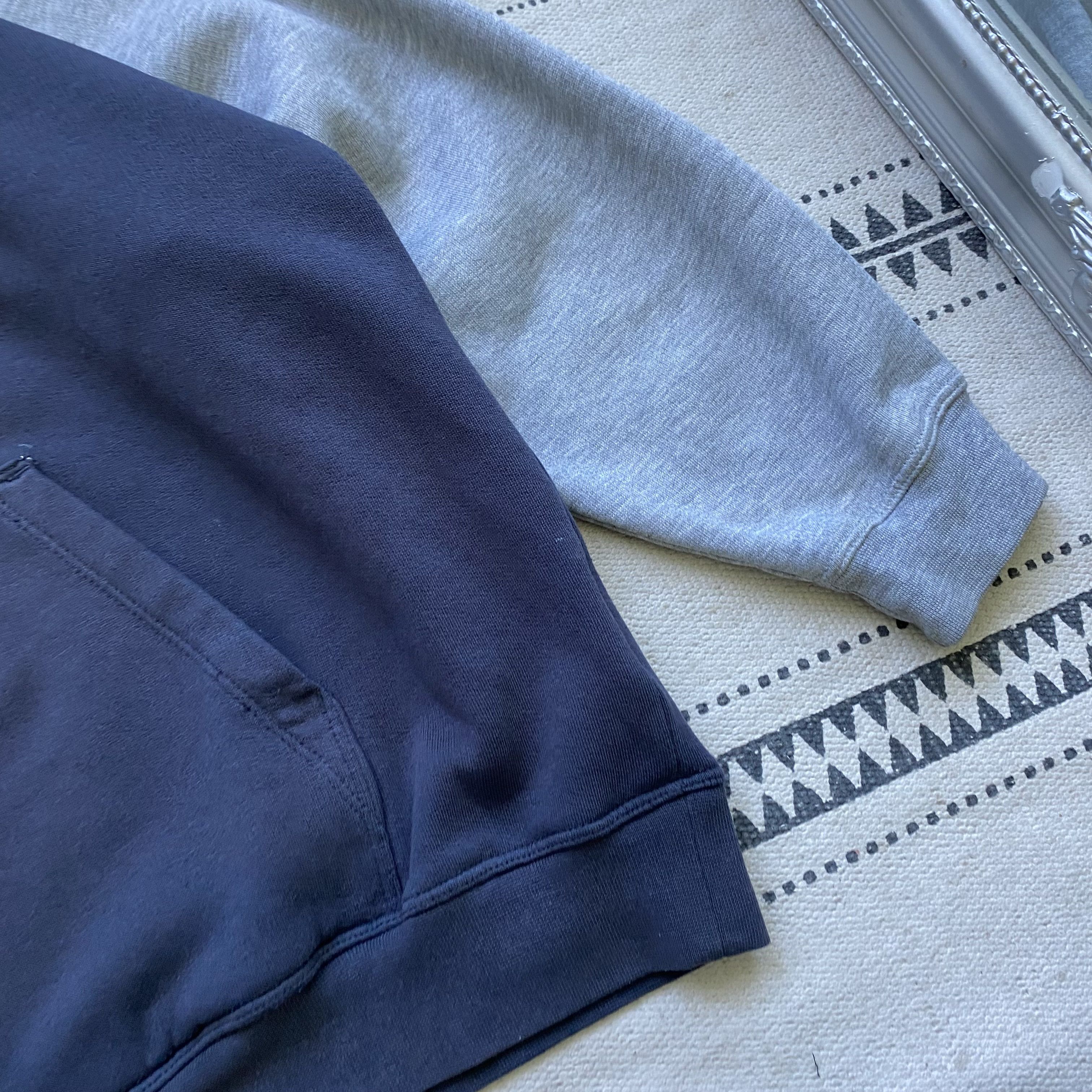 Reebok 🕷️Vintage 90s Faded Reebok Boxy Hoodie center logo Size US M / EU 48-50 / 2 - 7 Thumbnail