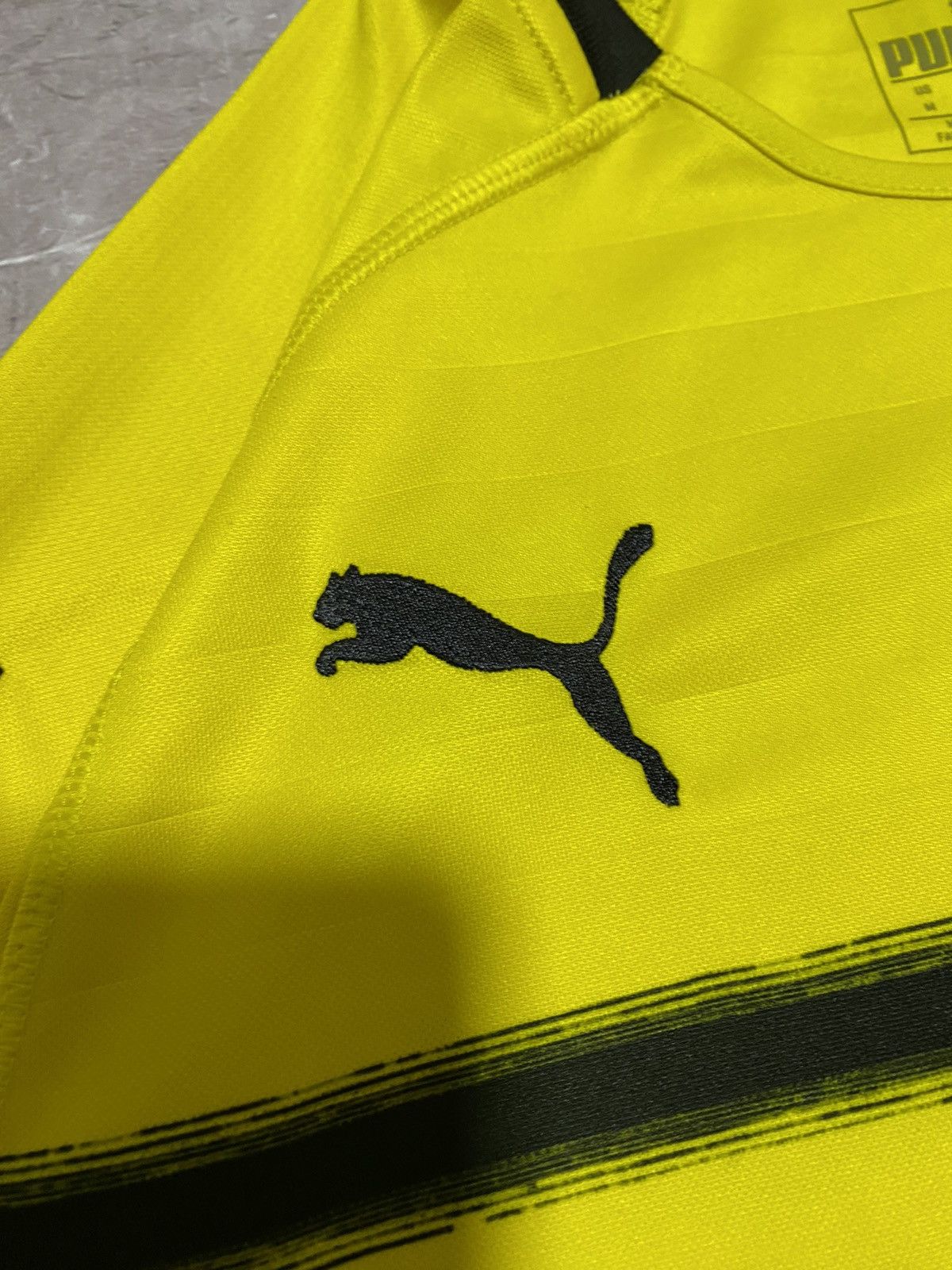 Puma Puma BVB Borussia Dortmund 18-19 Witsel #28 Soccer Jersey Size US M / EU 48-50 / 2 - 10 Thumbnail