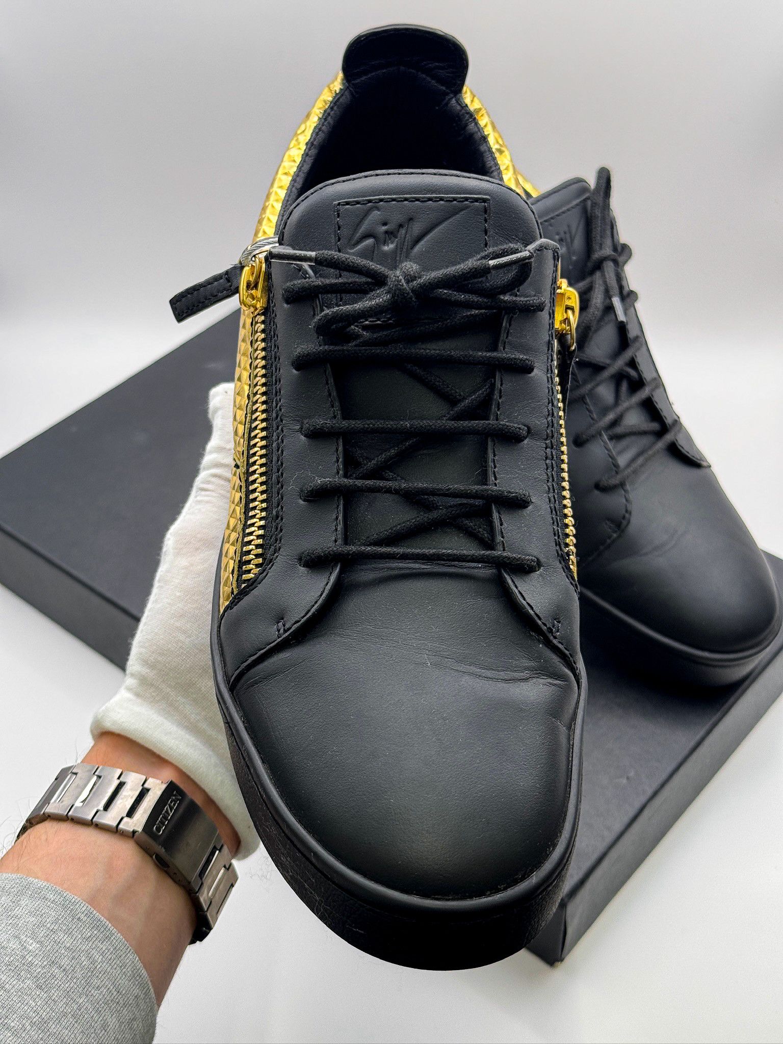 Giuseppe Zanotti Giuseppe Zanotti Studded Franke London Gold Double-Zip Size US 11 / EU 44 - 3 Thumbnail