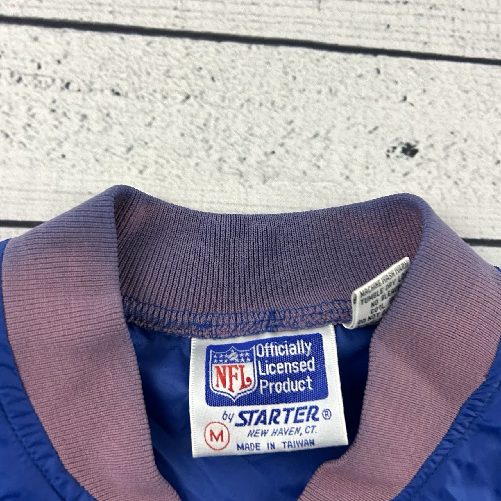 Starter VINTAGE Starter Denver Broncos 1/4 Zip Pullover Windbreaker Jacket Men M Blue Broncos 1/4 Zip Windbreaker Jacket Mens Medium Size US M / EU 48-50 / 2 - 4 Thumbnail