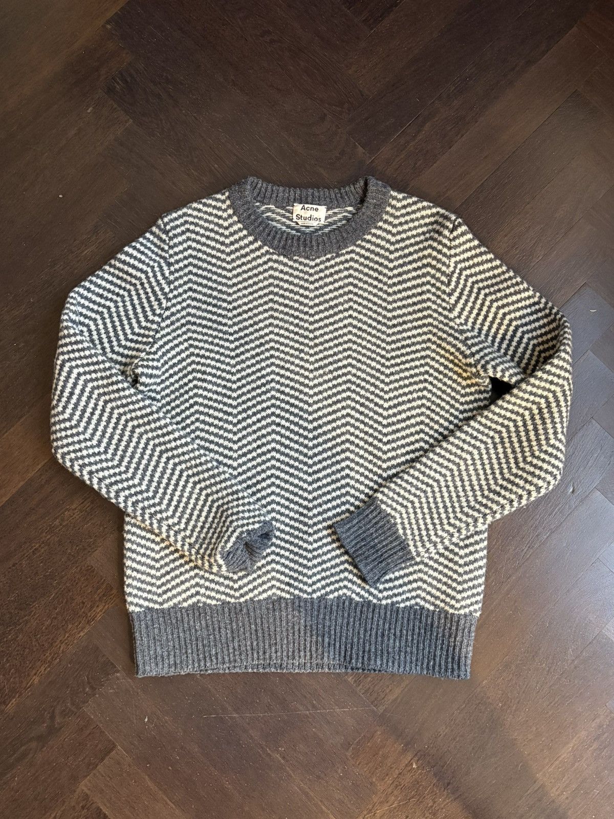 Acne Studios Chevron-intarsia Sweater White/grey