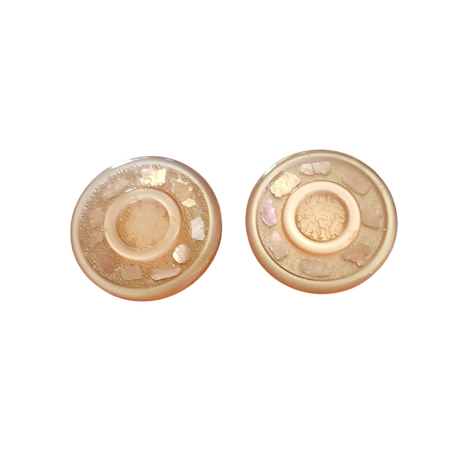 The Unbranded Brand Vintage 1940s Pearlescent earrings pearl shell brass clip-on Size ONE SIZE - 3 Thumbnail