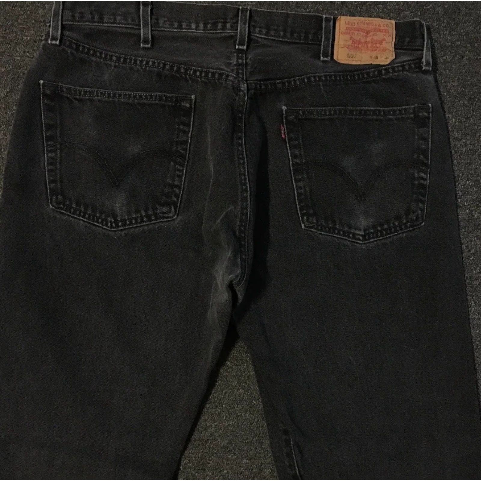 Levi's VINTAGE Levi's 501 Jeans Button Fly Distressed 36 Black Denim Straight Men 80s 90s Grunge Punk Western Cowboy Rock Bilker? Size US 36 / EU 52 - 7 Thumbnail