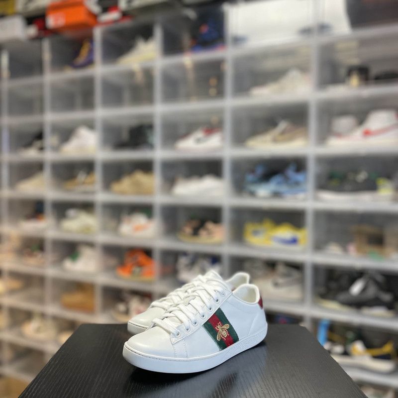 Gucci Gucci White Ace Sneakers with Bee Pattern 0079 Size US 5 / IT 35 - 1 Thumbnail