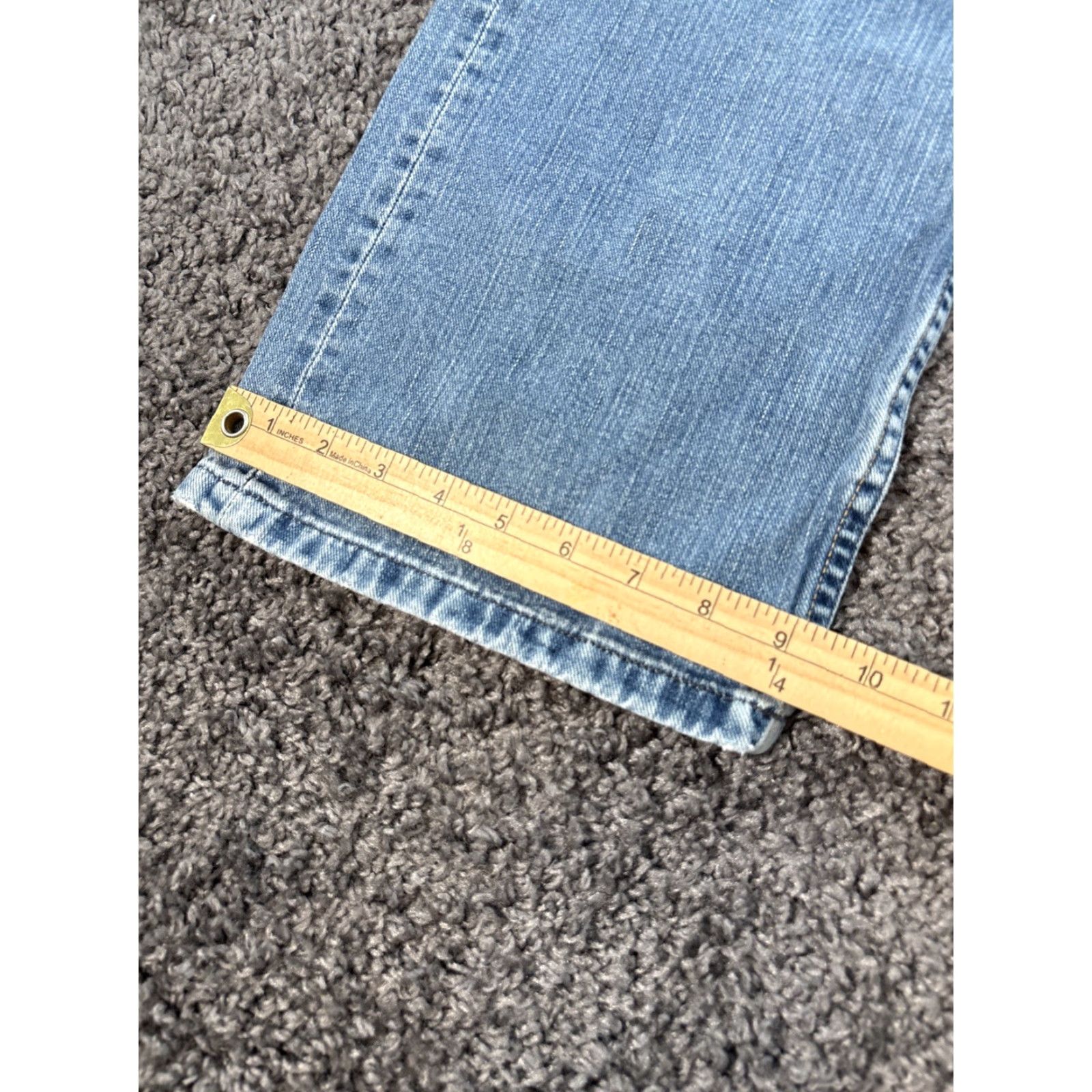 Old Navy VINTAGE Old Navy Jeans Mens 32x30 Distressed Acid Wash Blue Wide-Leg 90s Mens Size US 32 / EU 48 - 3 Thumbnail