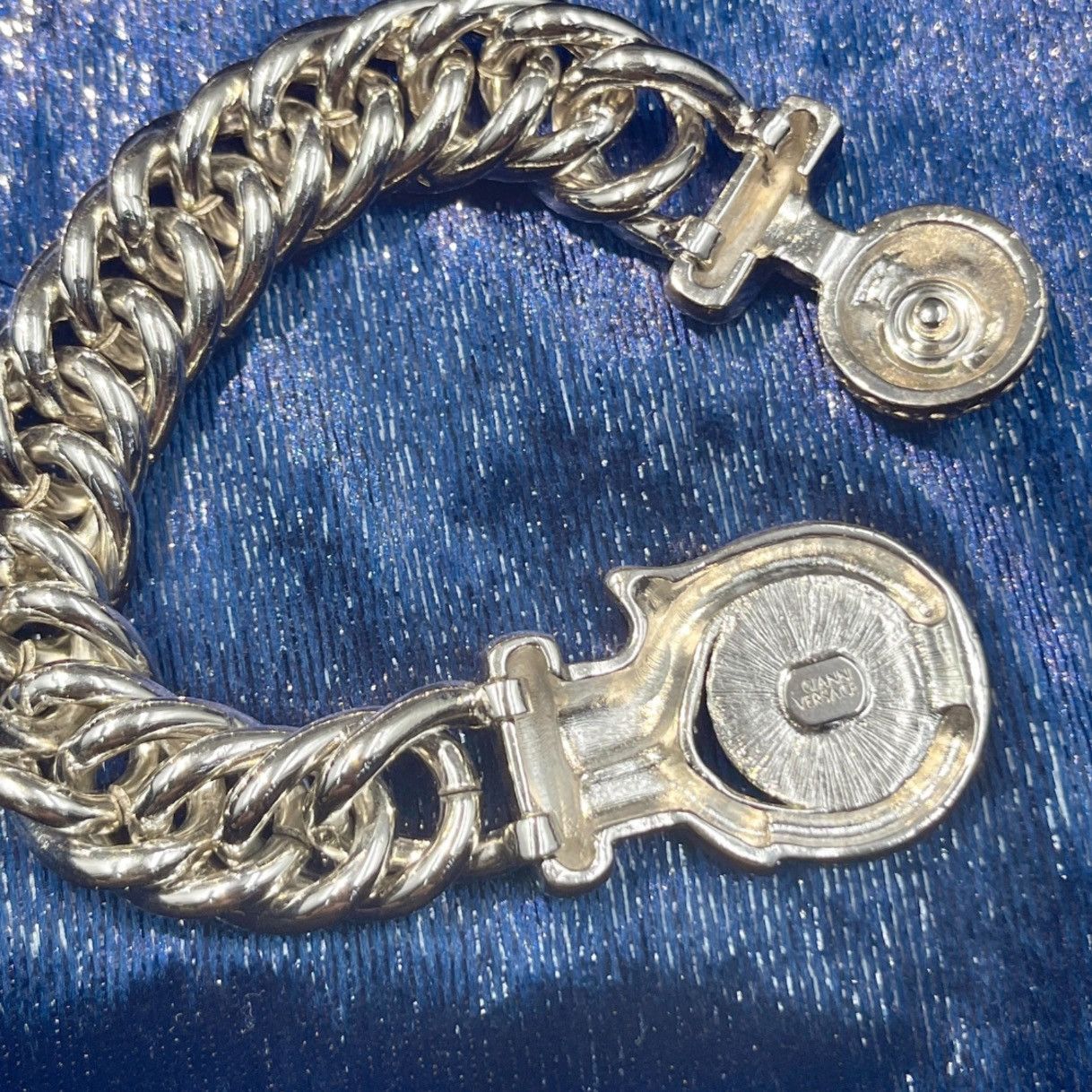 Versace Medusa crystal silver bracelet Size ONE SIZE - 3 Thumbnail