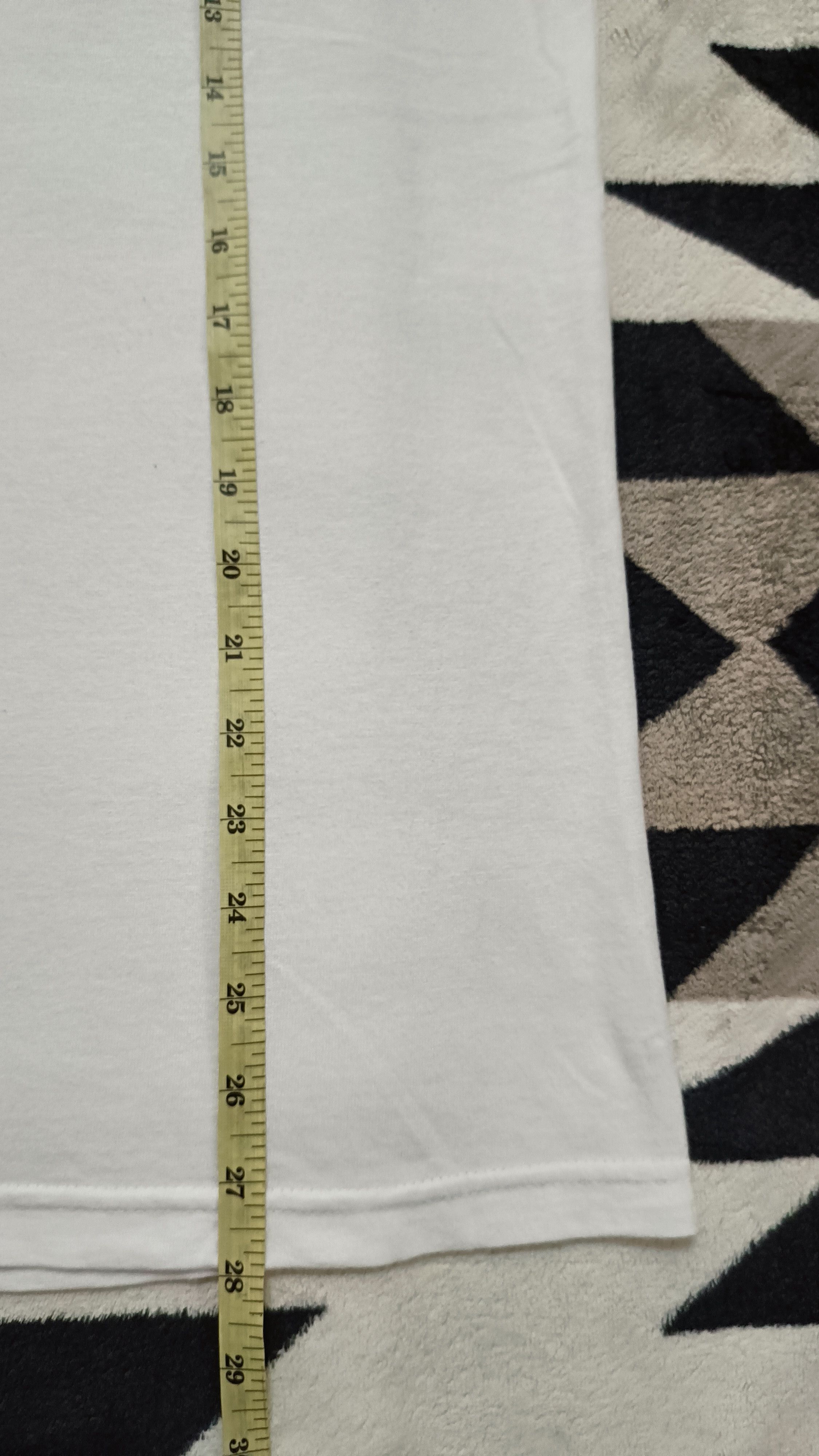 Supreme 🔥🔥Rare SS15 Supreme World Famous White Tee Size US S / EU 44-46 / 1 - 7 Thumbnail