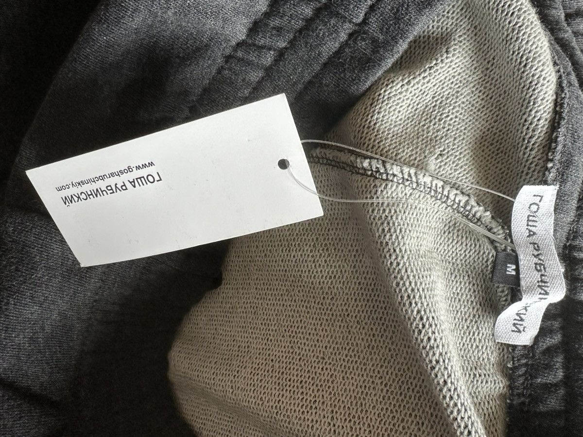 Gosha Rubchinskiy Gosha Rubchinkskiy AW17 Logo Sweat Pants Size US 32 / EU 48 - 8 Thumbnail